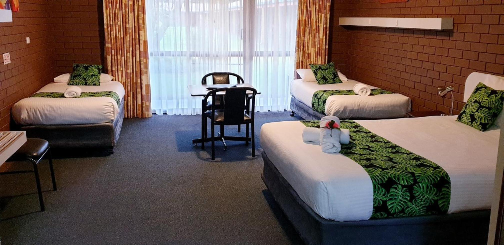Barooga Country Inn Motel