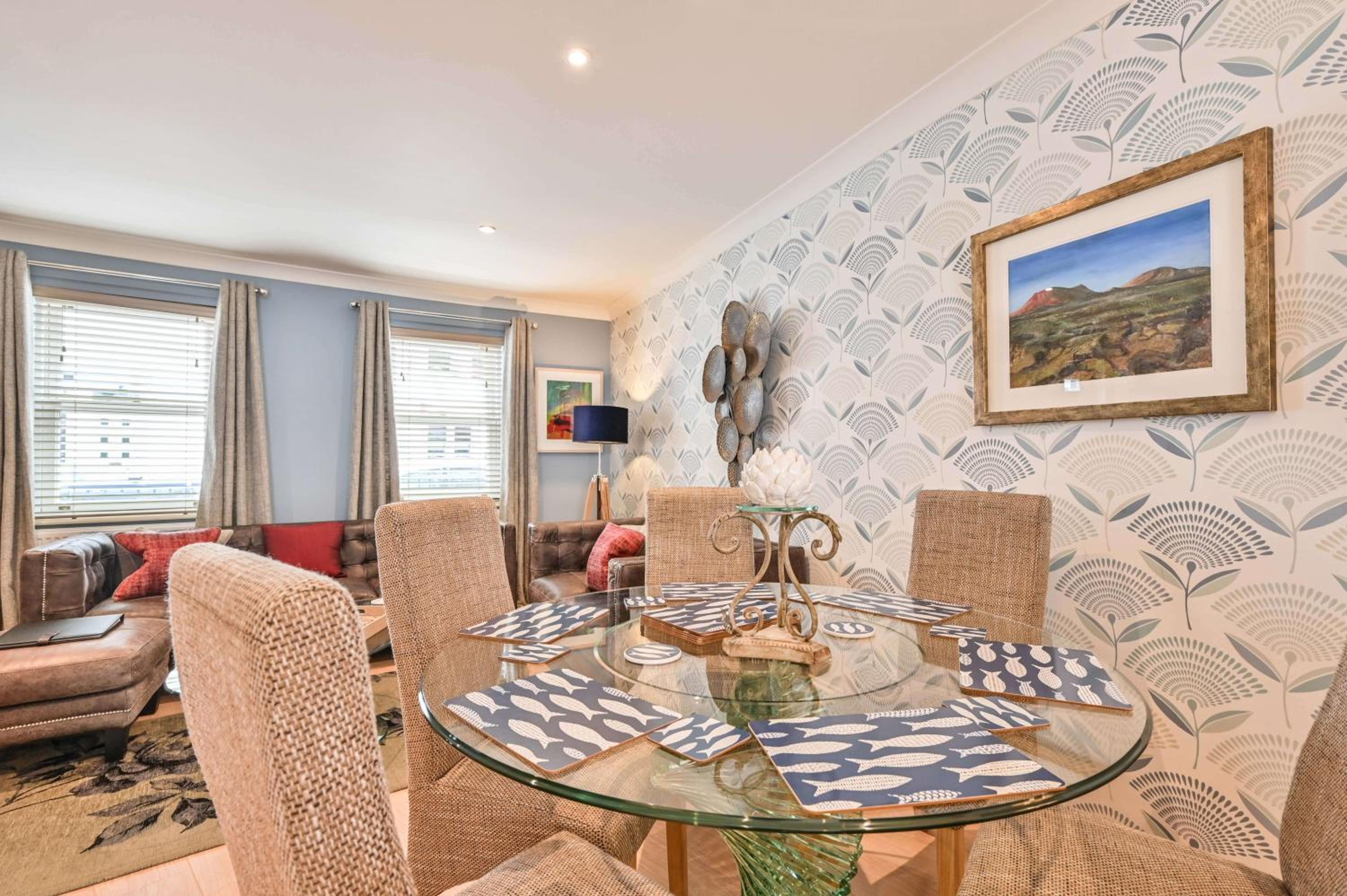 Lisburne Place - Luxury Three Bedroom Town House view 5