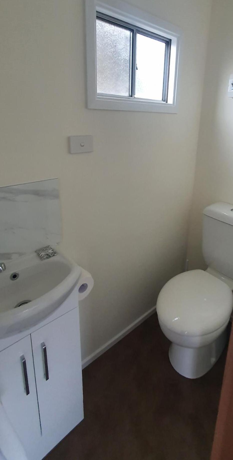 Batemans Bay Holiday Park & Hostel
