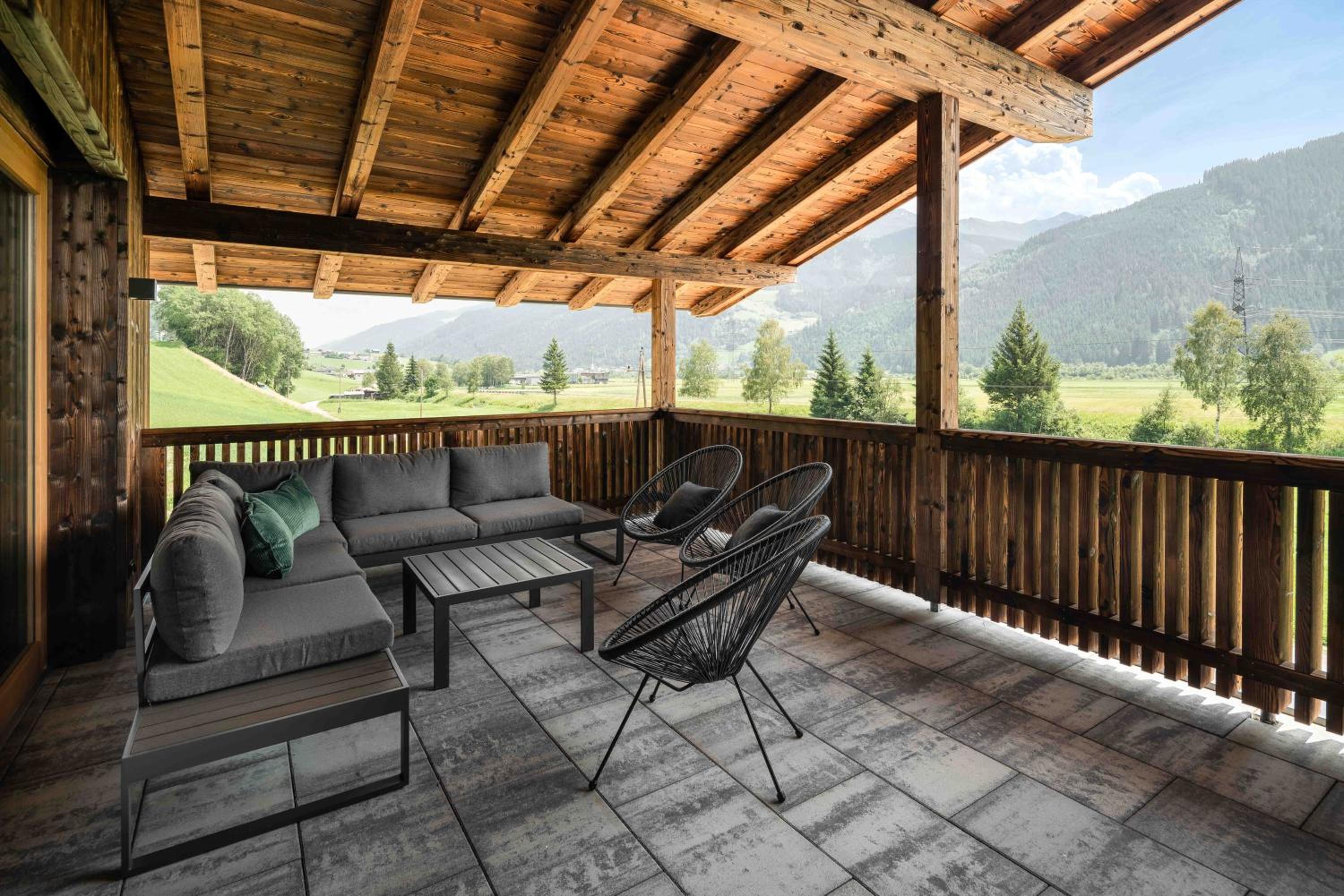 Hohe Tauern Lofts Panoramabahn by Alpina-Holiday