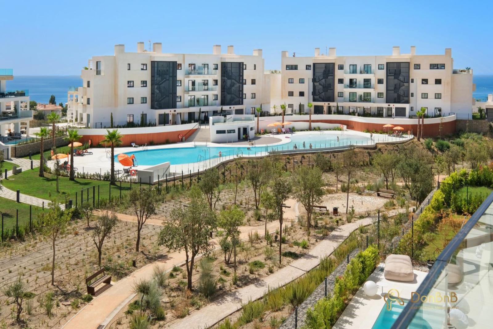 Beautiful apartment with views in Fuengirola Higueron West