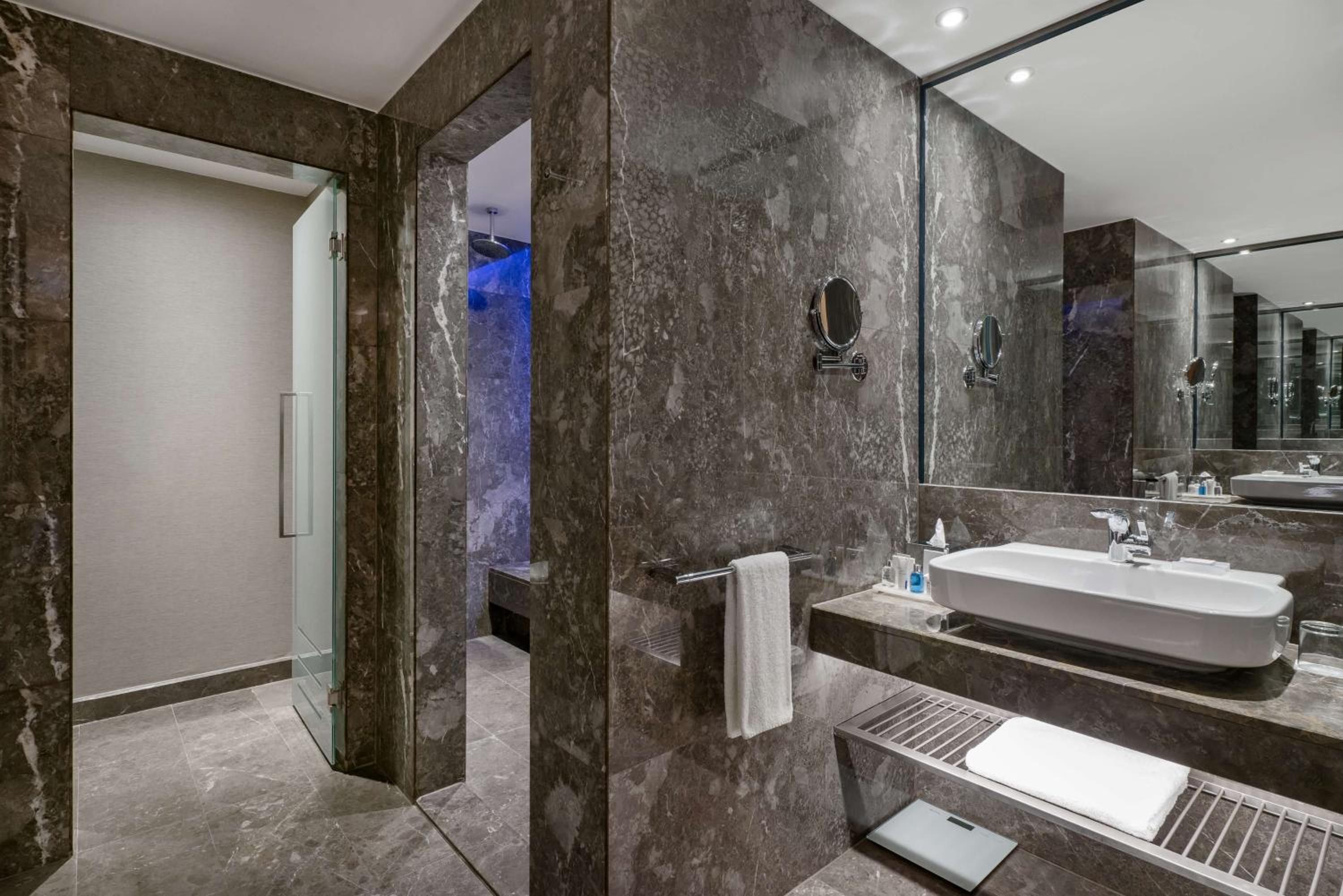 Radisson Blu Hotel & Spa, Istanbul Tuzla - Image 53