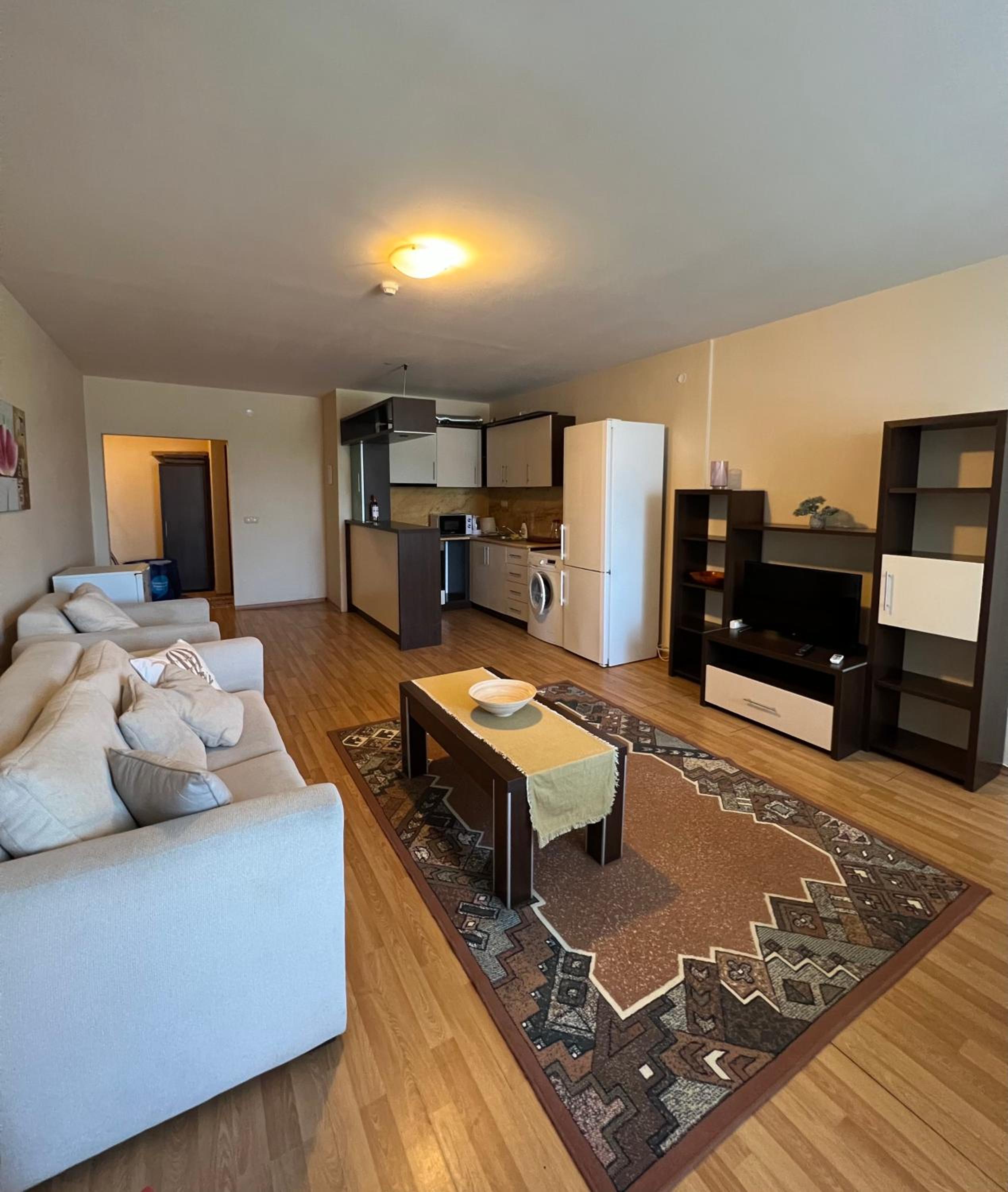 Two bedroom apartment 5 minutes from the beach