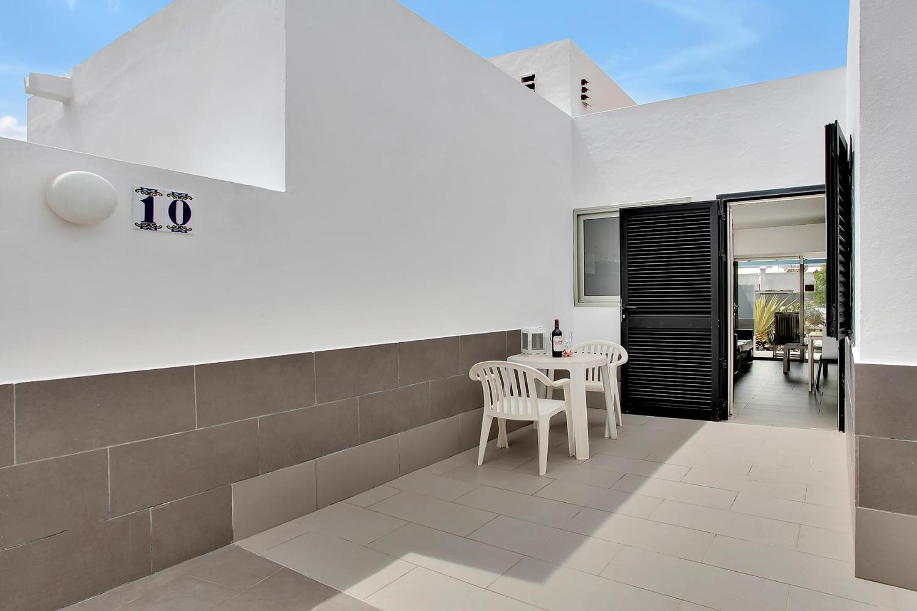 Apartamentos LIVVO Mar Azul - Adults Only view 4