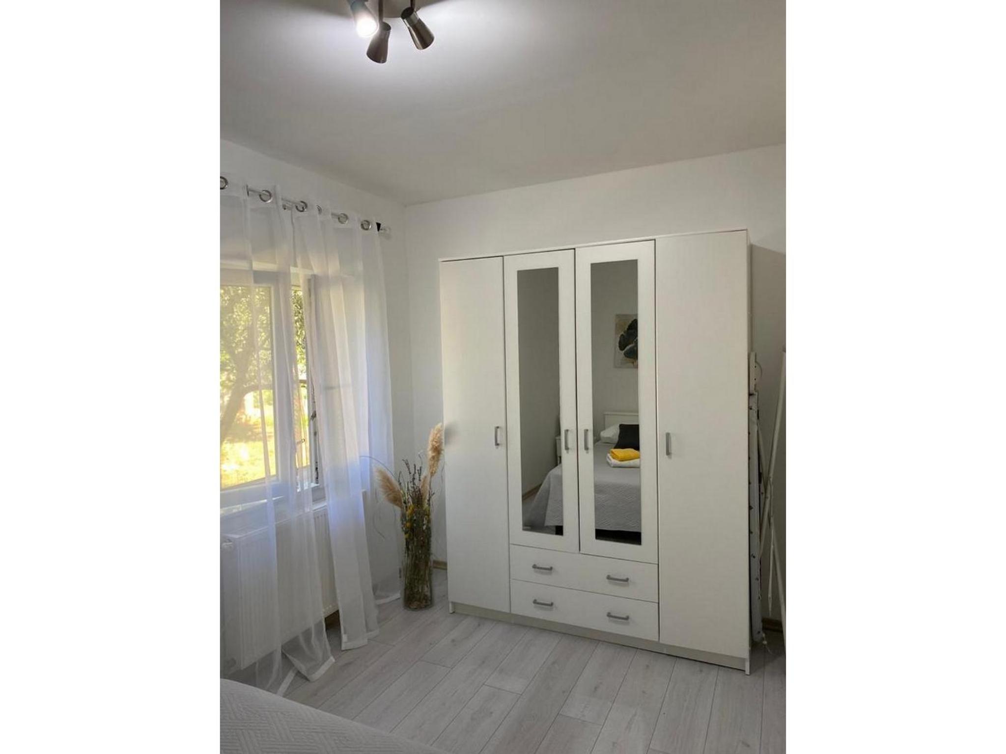 Rural Apartment Ante view 3