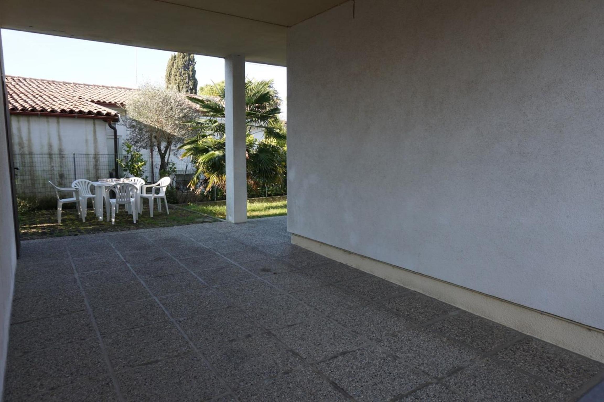 Comfortable villa near the beach