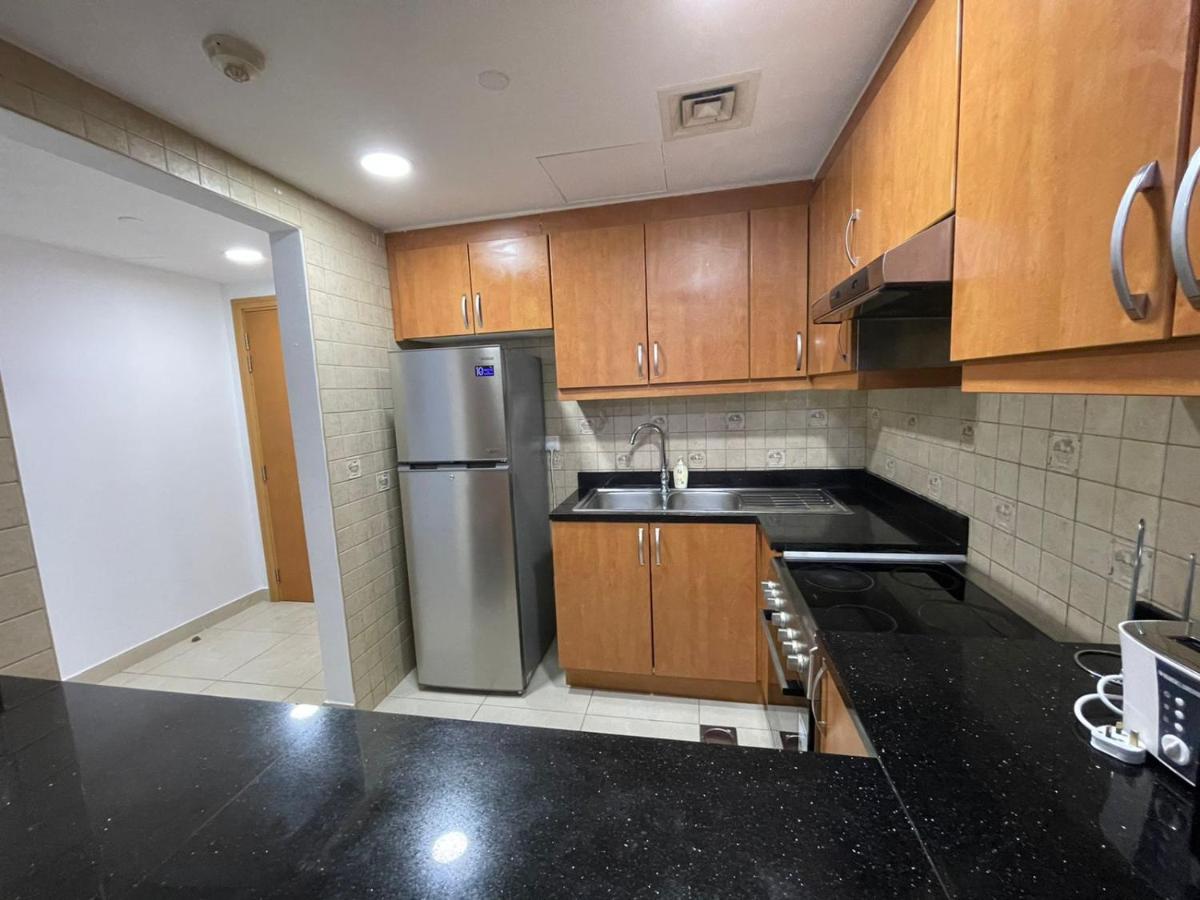 [METRO] Premium Location Lovely 2 Bedroom In JLT