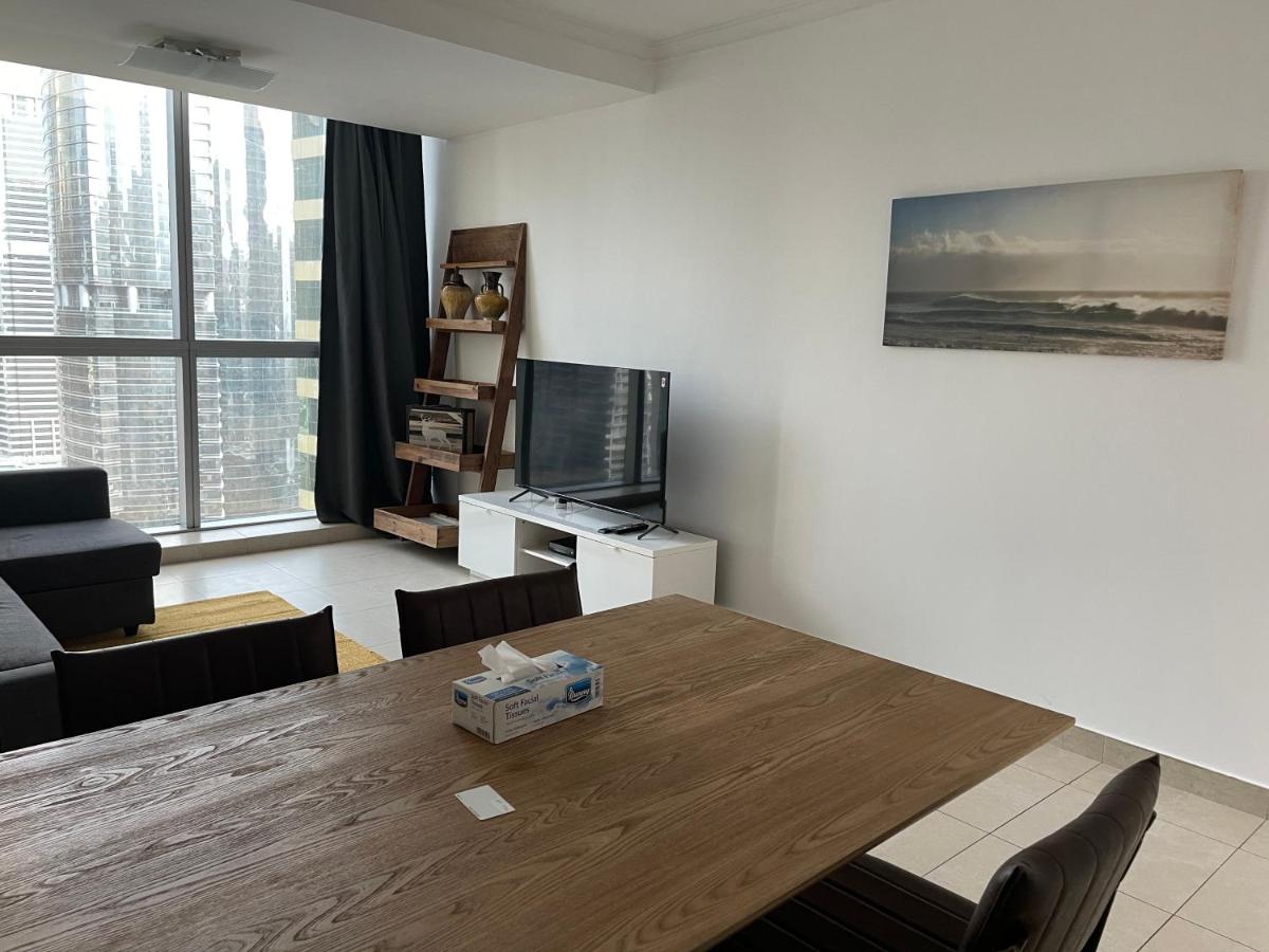 [METRO] Premium Location Lovely 2 Bedroom In JLT