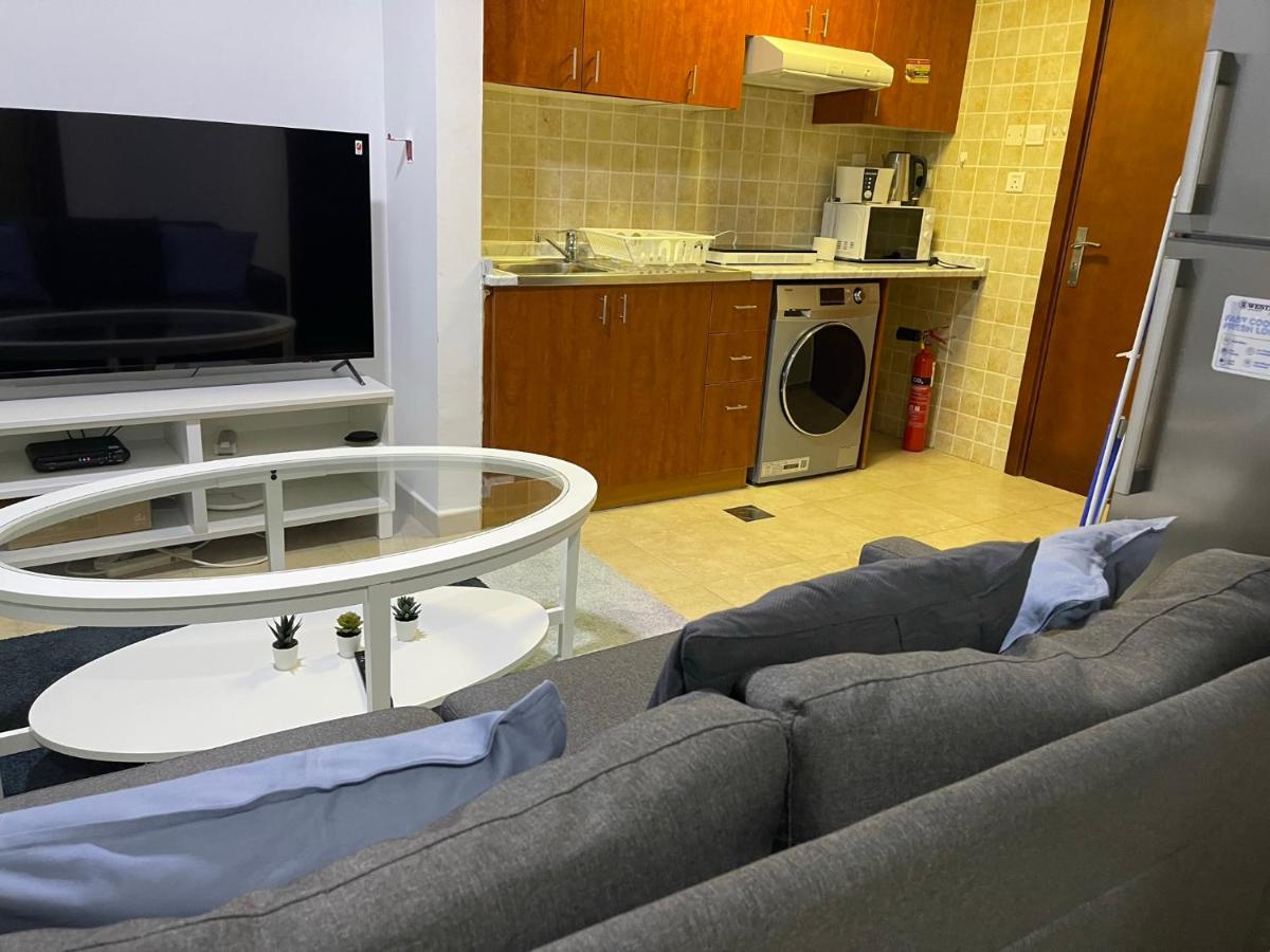 Near Metro - Lovely Modern 1 Bedroom in JLT