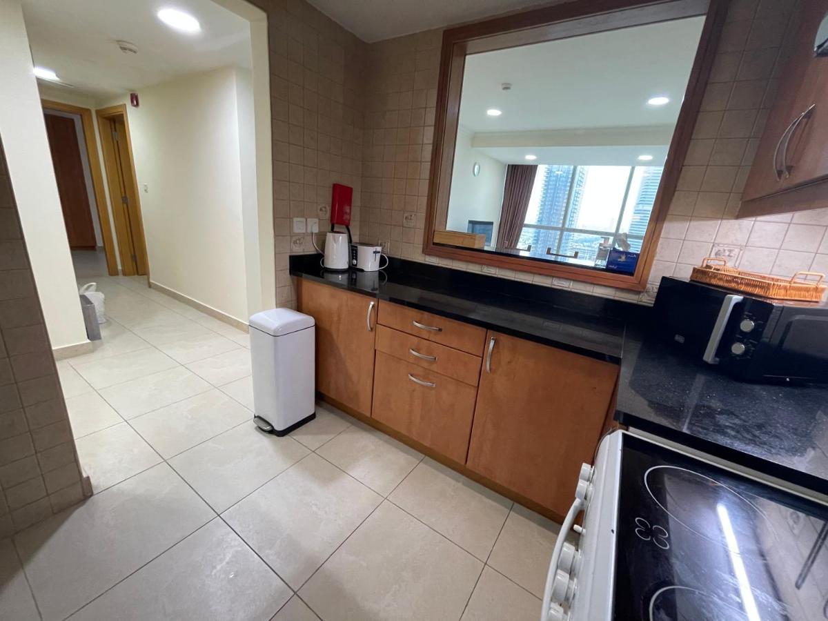 METRO Premium Location Spacious 2 Bedroom Apartment Right Next to the Metro