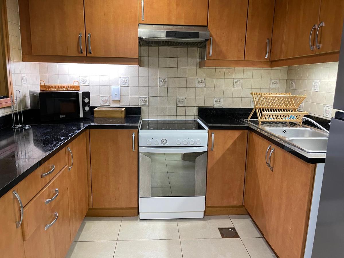 METRO Premium Location Spacious 2 Bedroom Apartment Right Next to the Metro