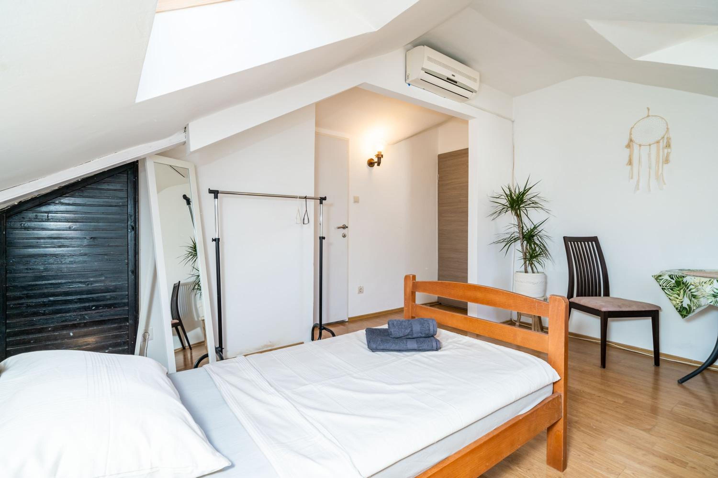 Rooms Nina