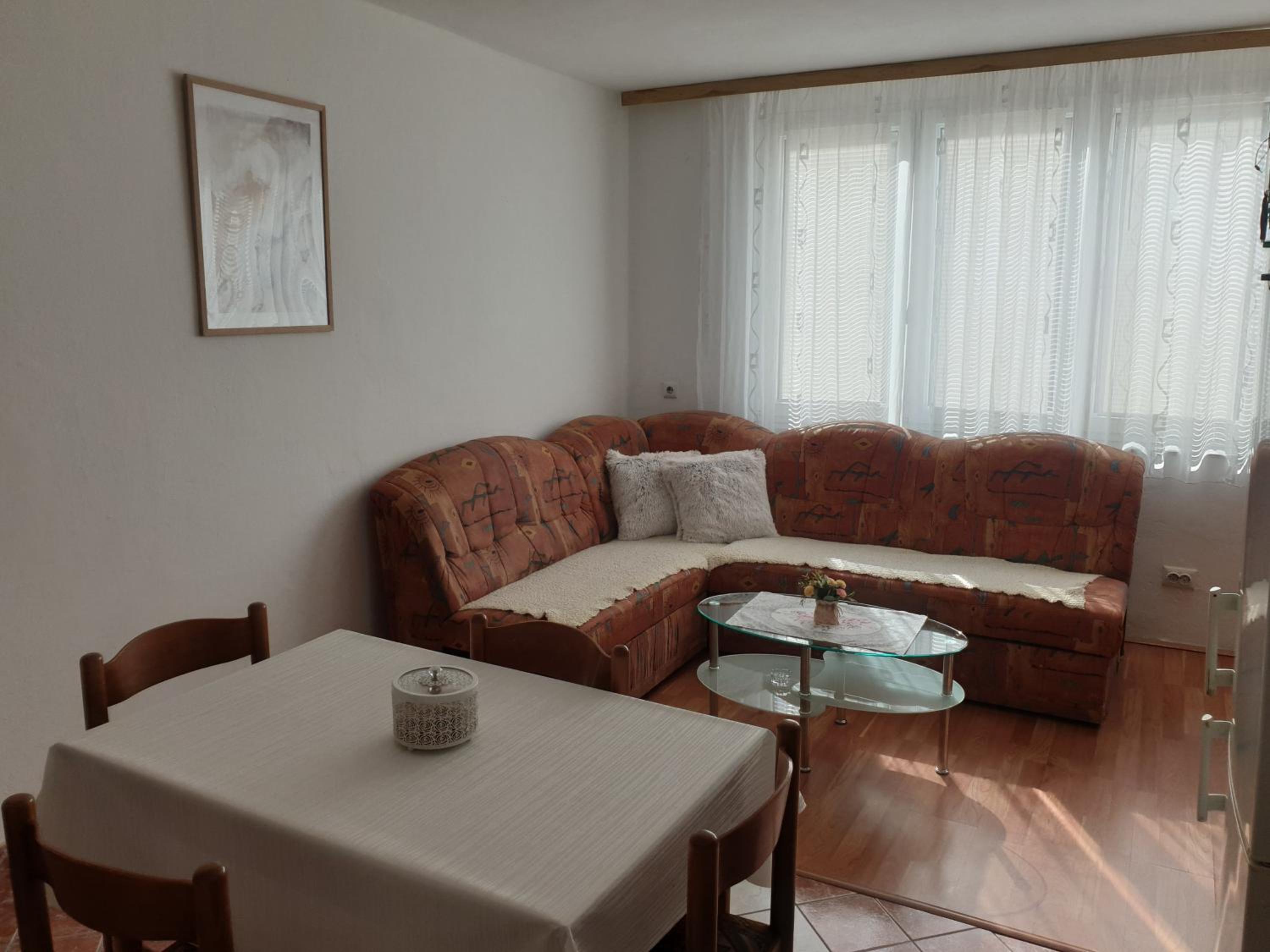 Apartman Lana view 2