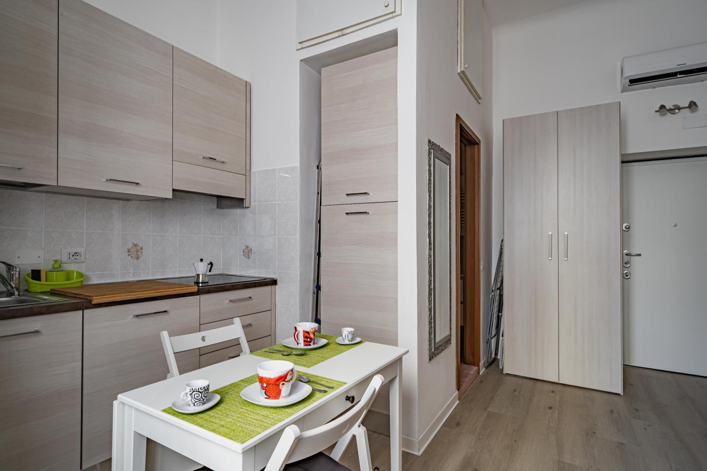 Milano, La Casetta di Beatrice - by Host4U