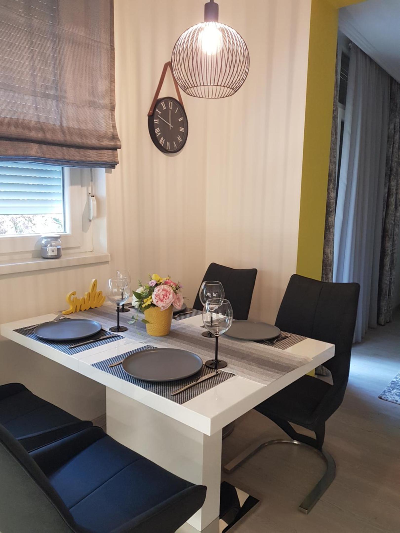 Alex Apartman view 3