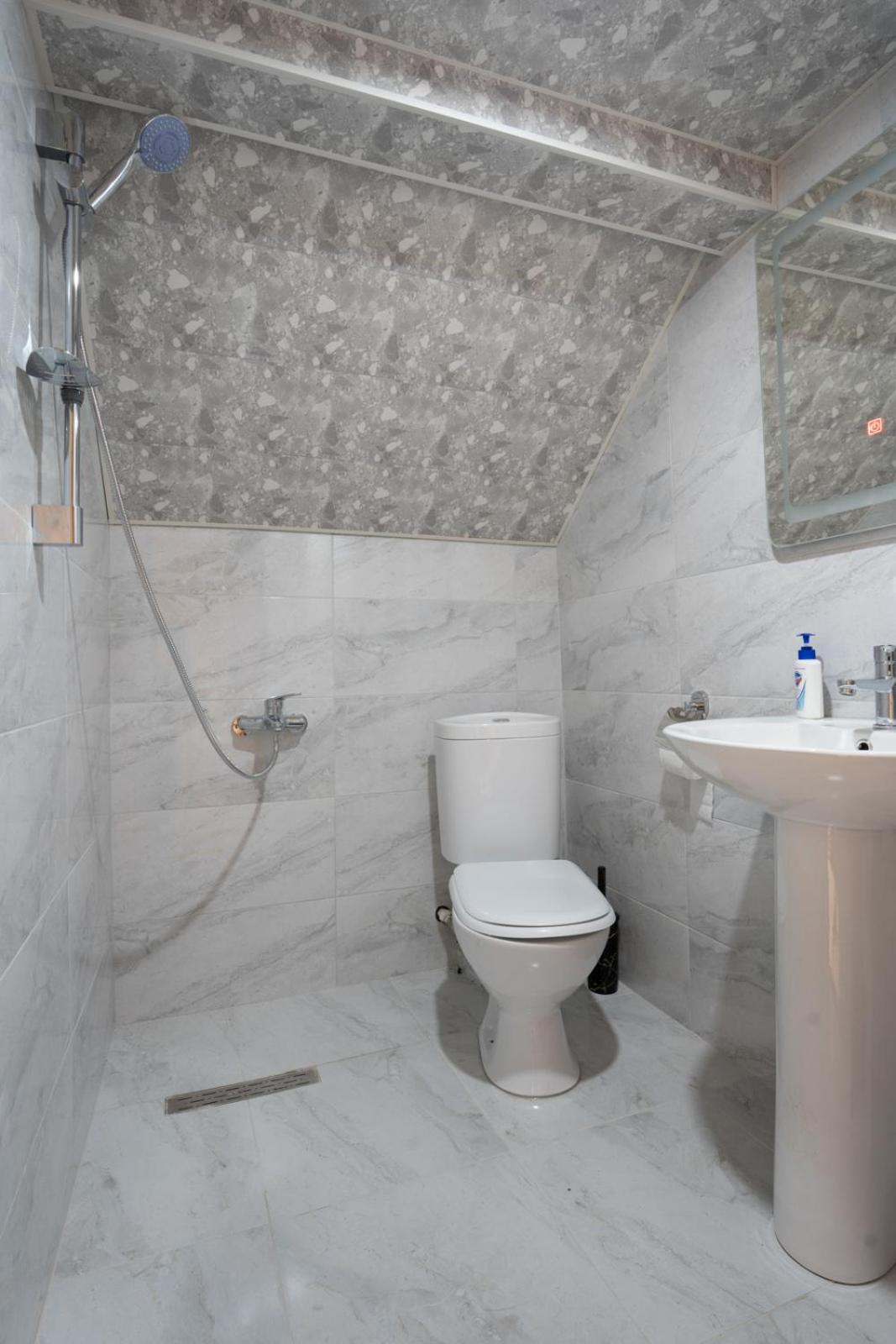 Guest House - Mare