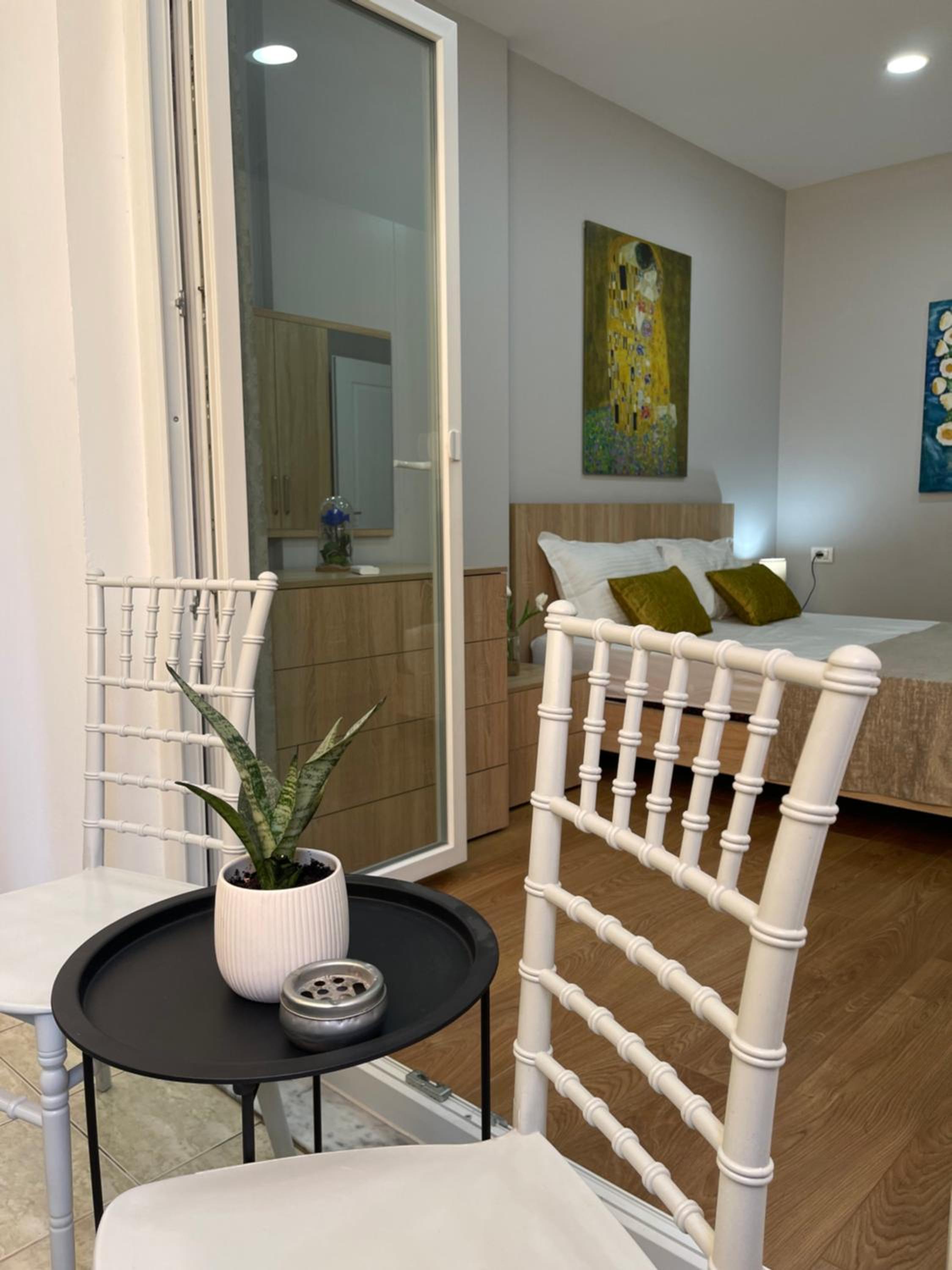 Franci's Apartment No2