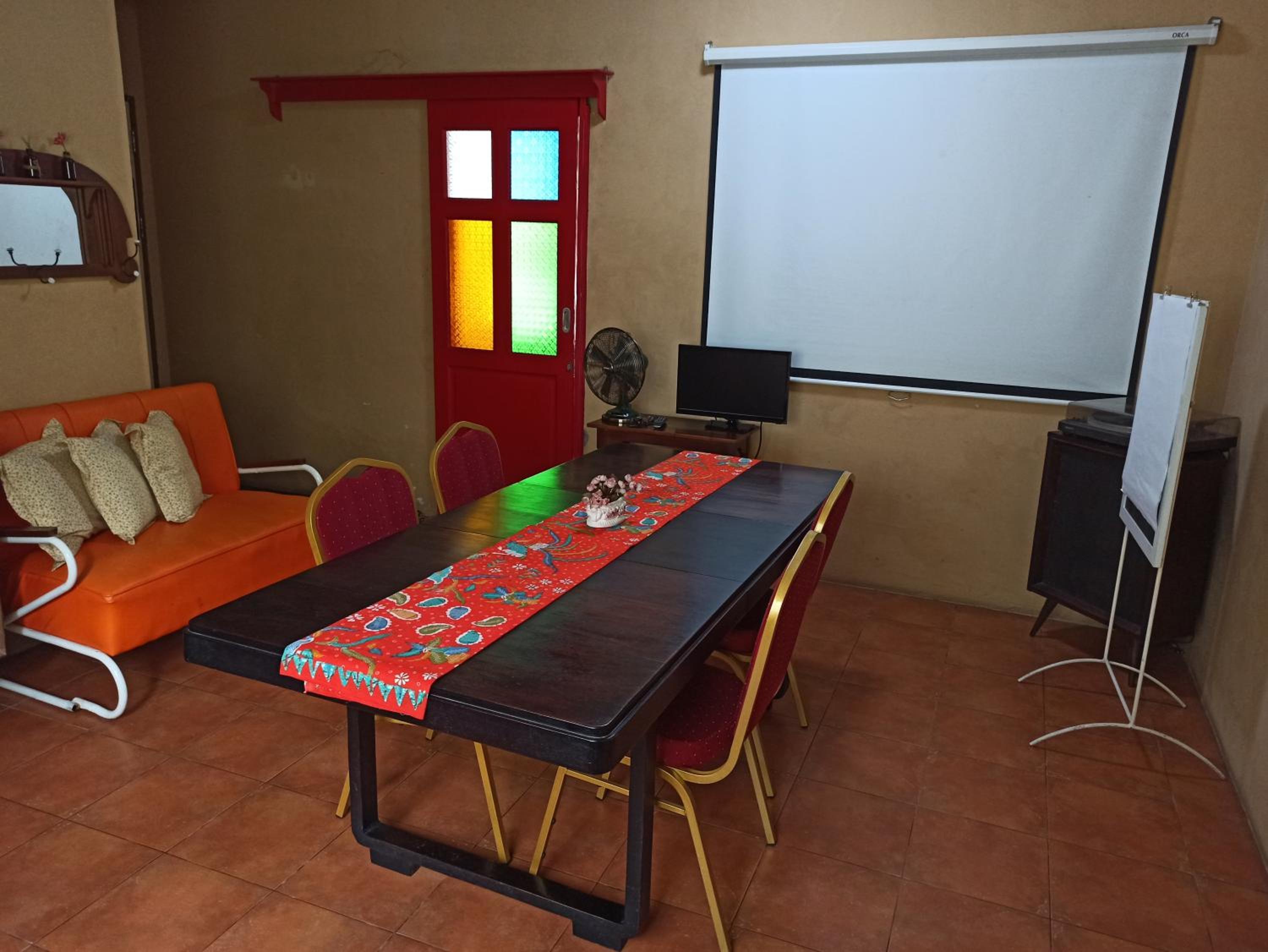 meeting & event spaces