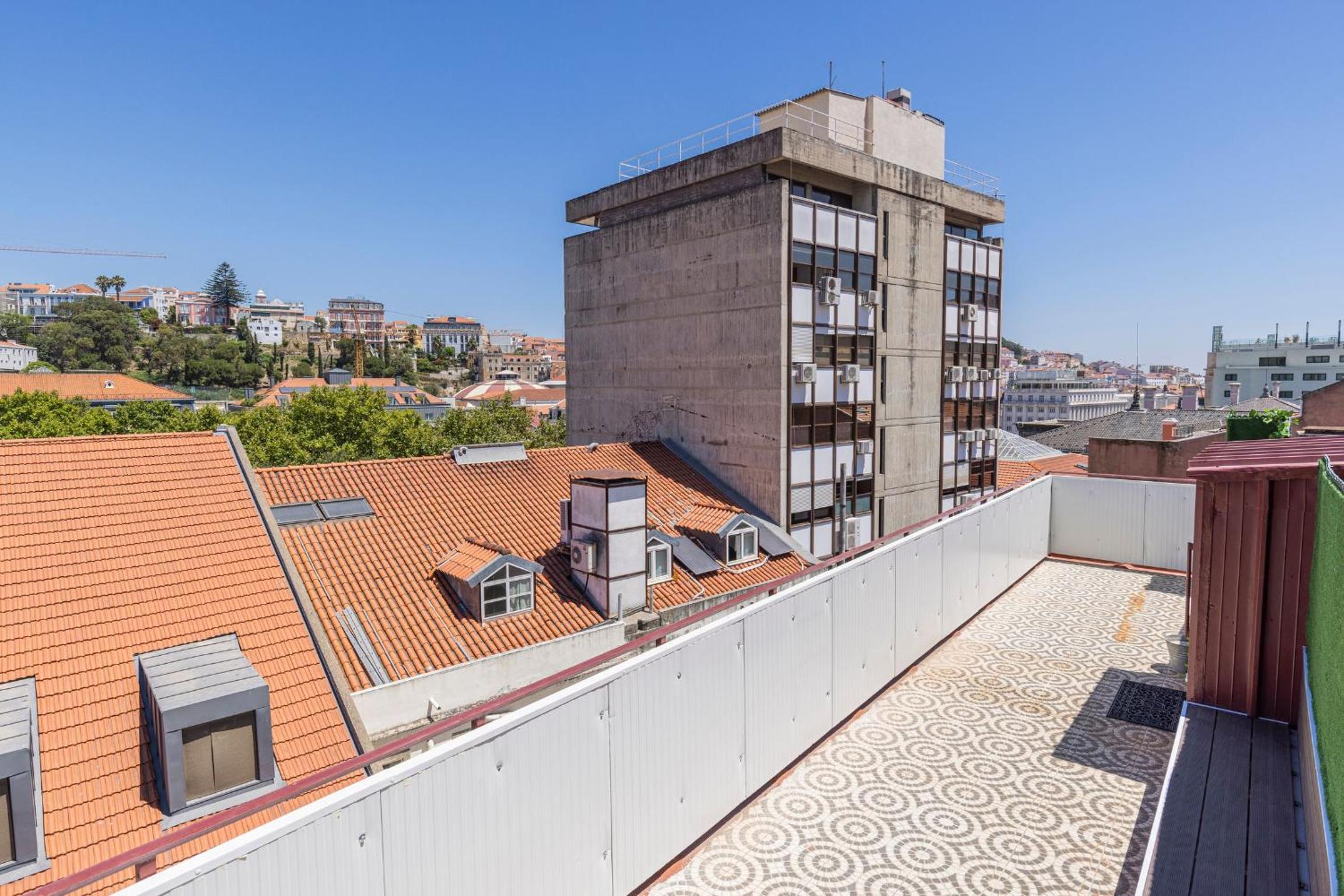 Glória´s Terrace by LovelyStay view 3
