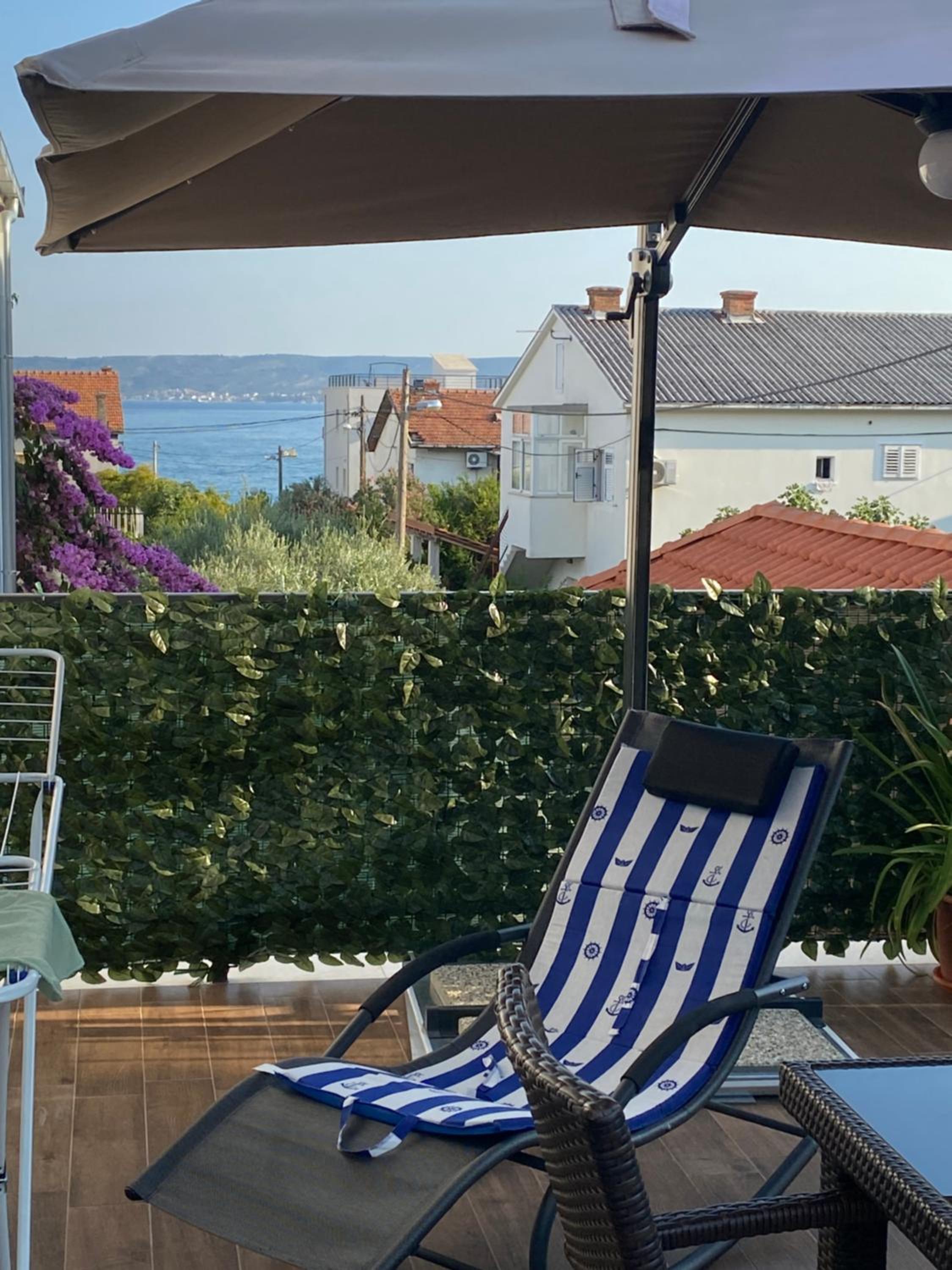 Apartments Lovor & Lavanda view 2