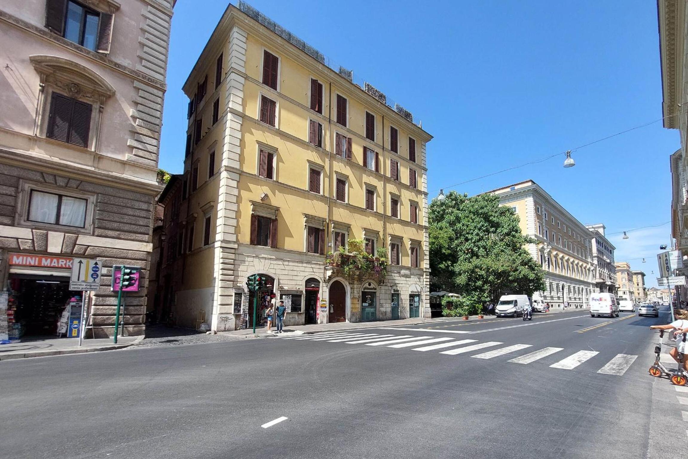 Vicolo Cellini