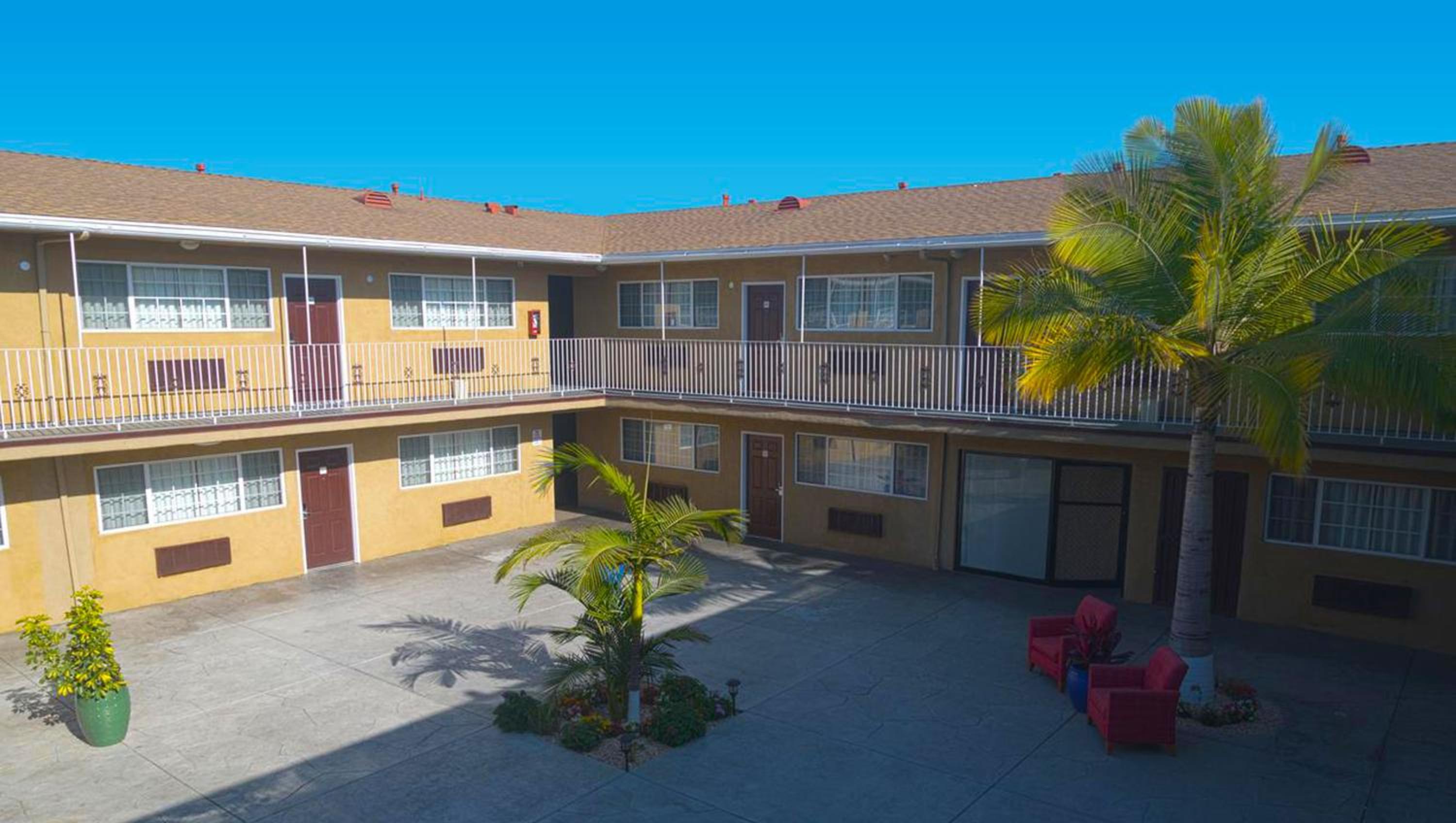 Kings Motel Inglewood 4