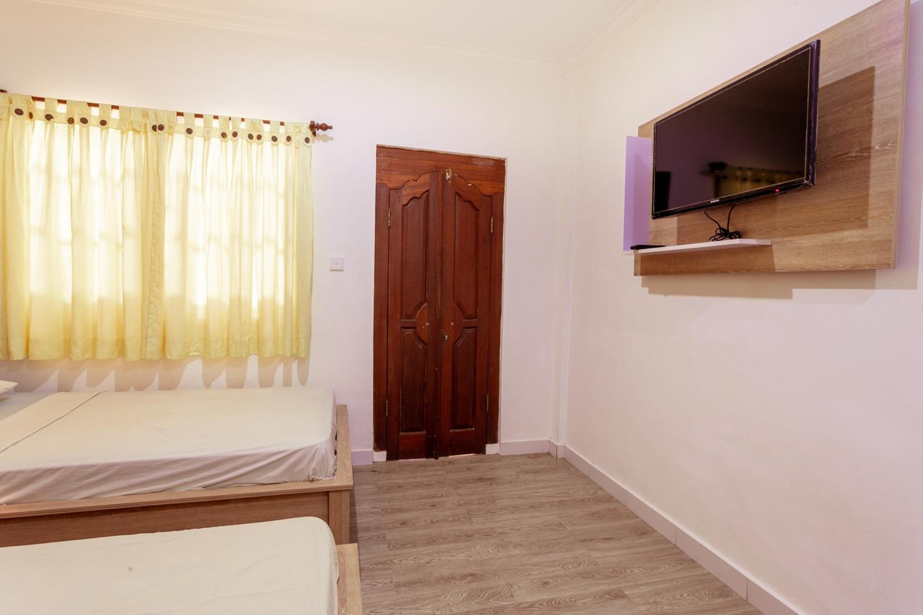 Segara Sadhu Inn Kuta by ecommerceloka