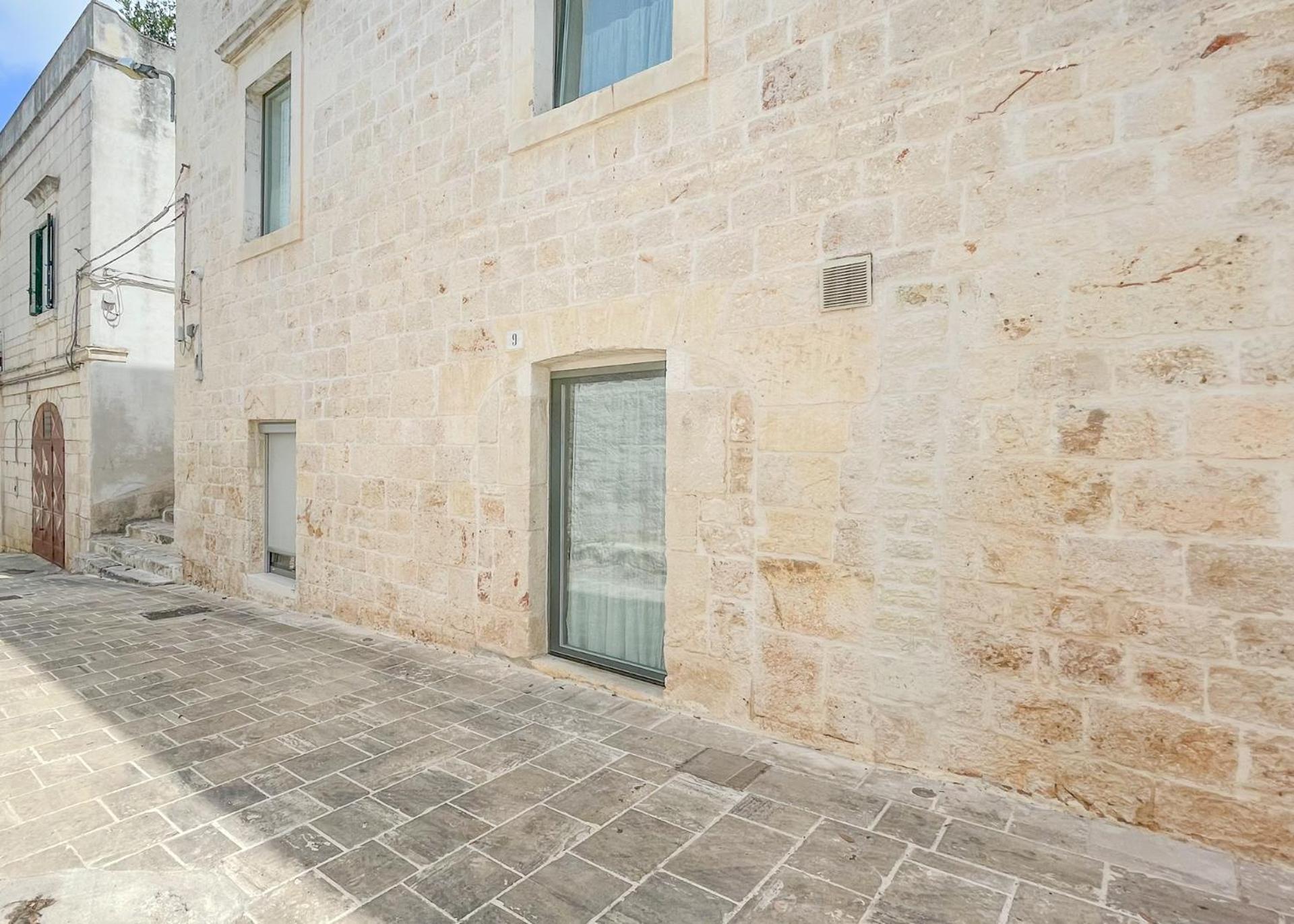 Vico Bianco Raro Smart Rooms Collection view 4