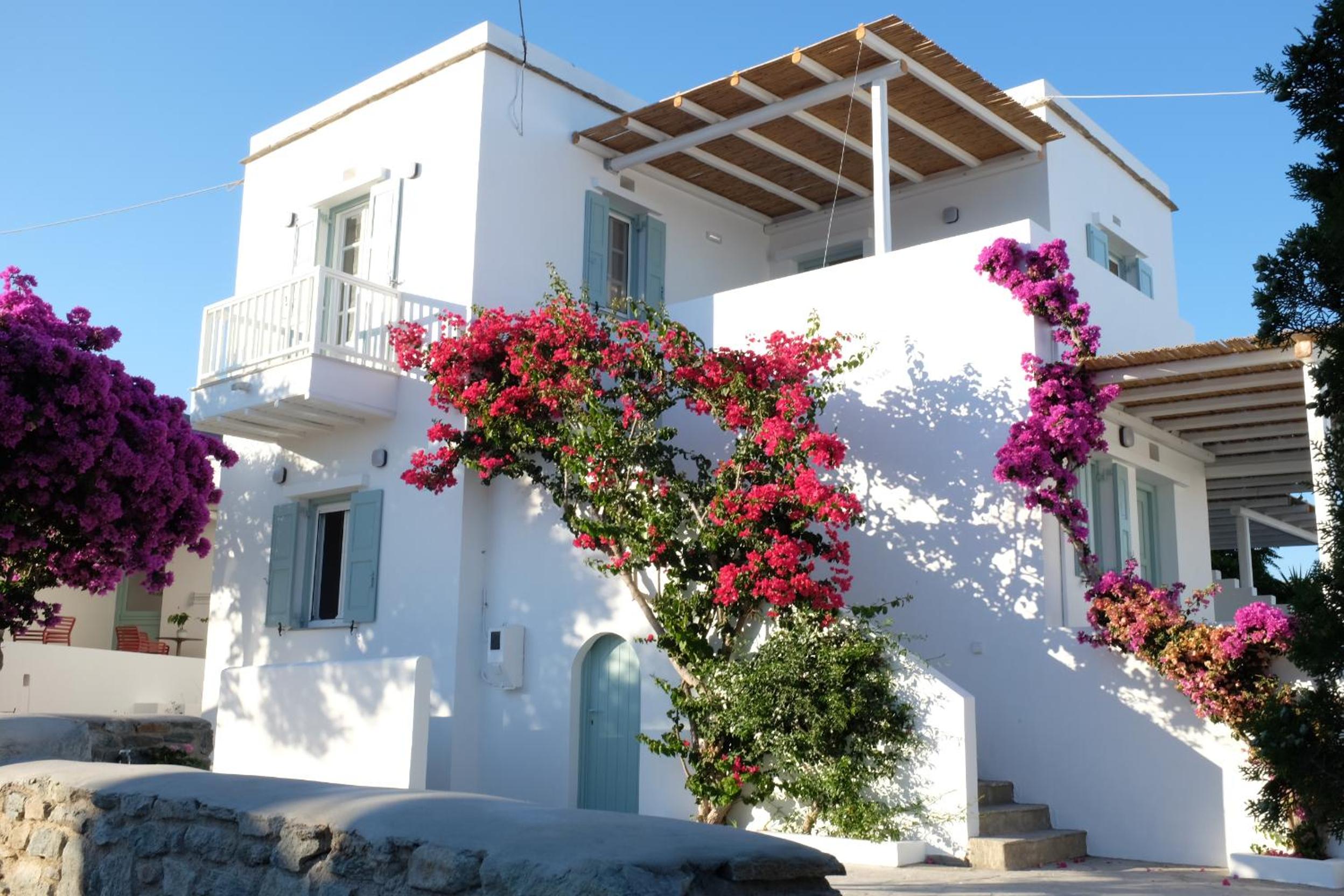 ARK Tinos view 4