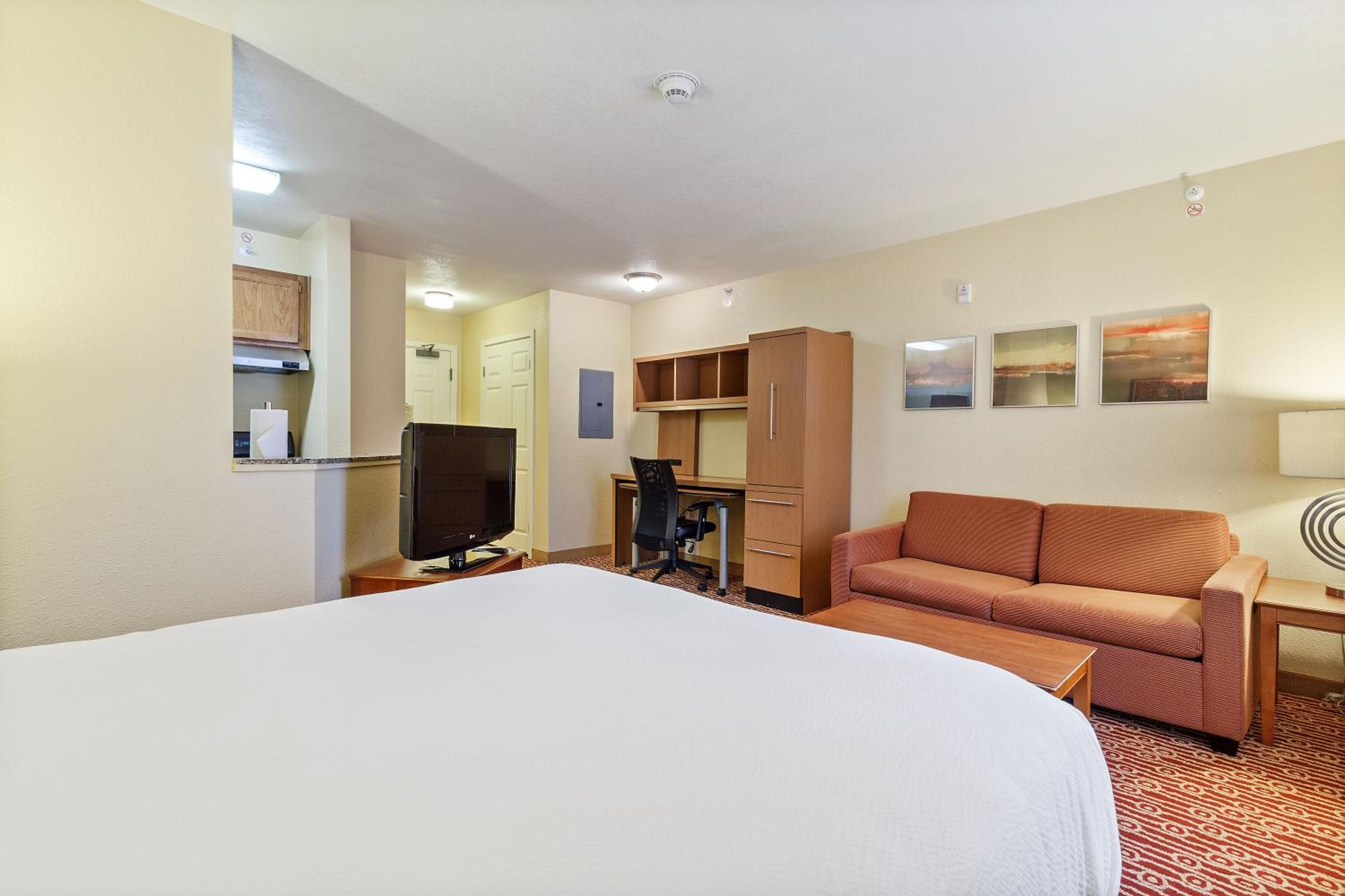 Extended Stay America Suites - St Louis - Fenton - Property Image 1
