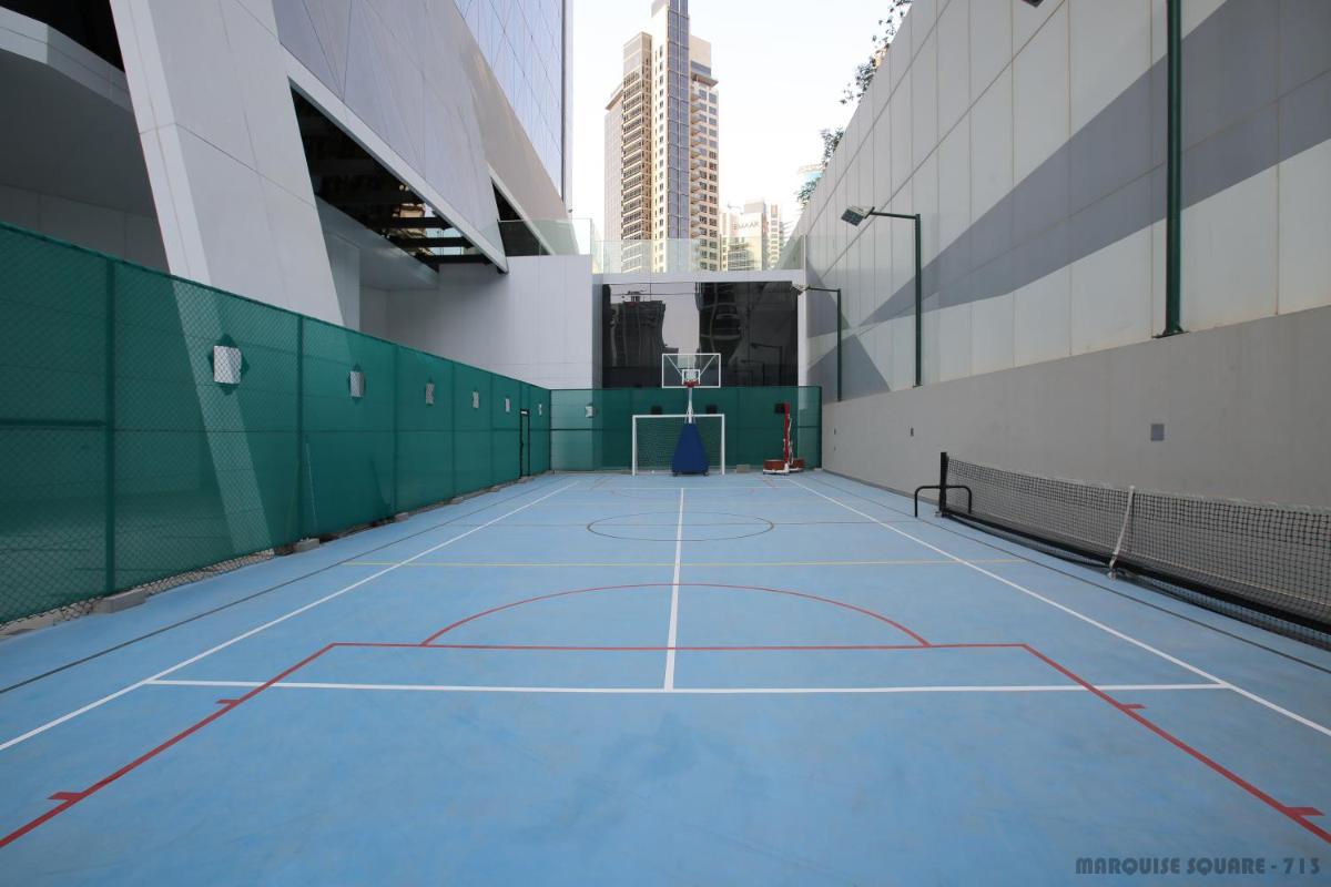 Luxury Studios with Burj Khalifa & Canal View in Downtown - Marquise Square Tower