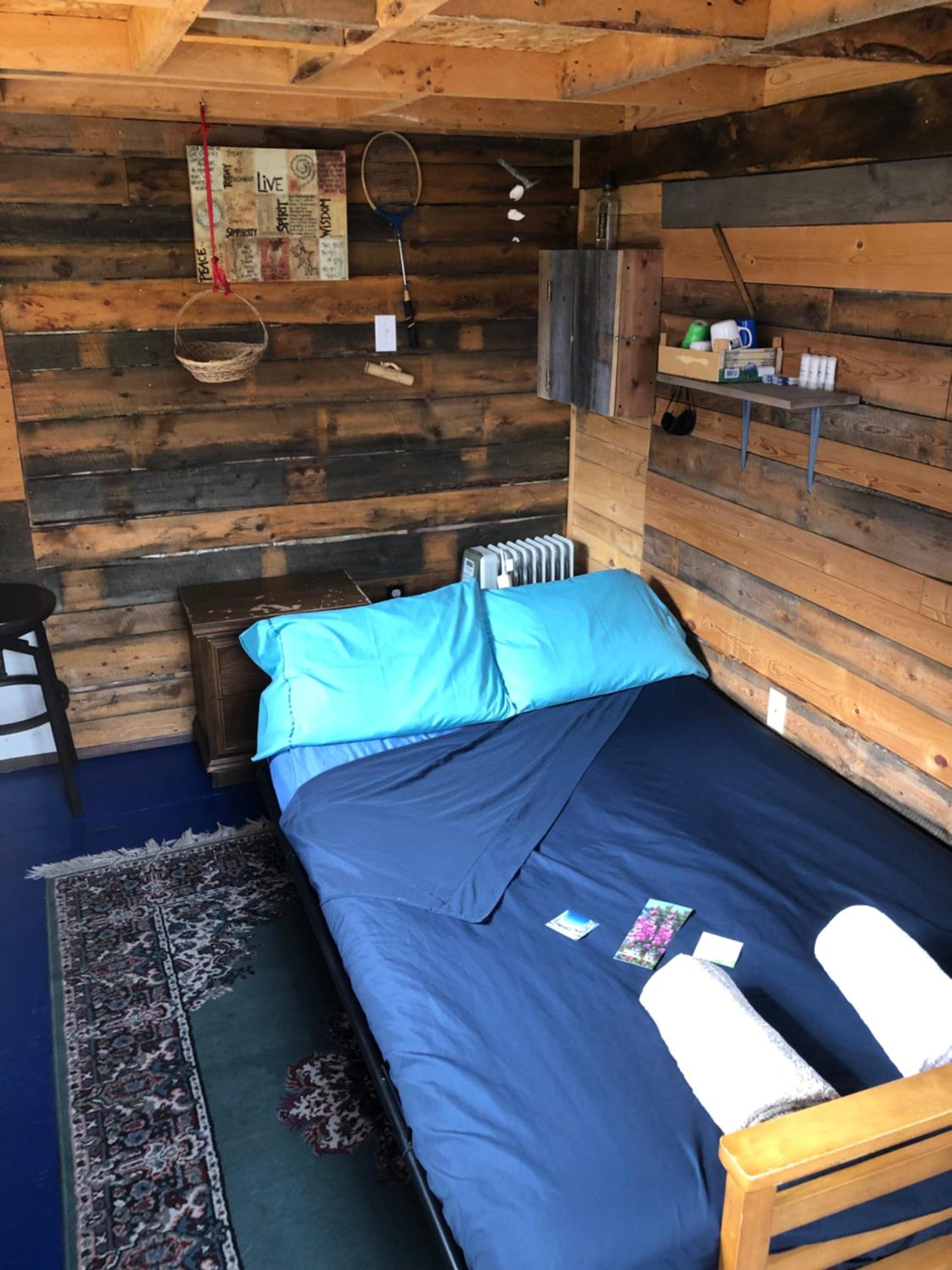 Cabine, Home Sweet Home