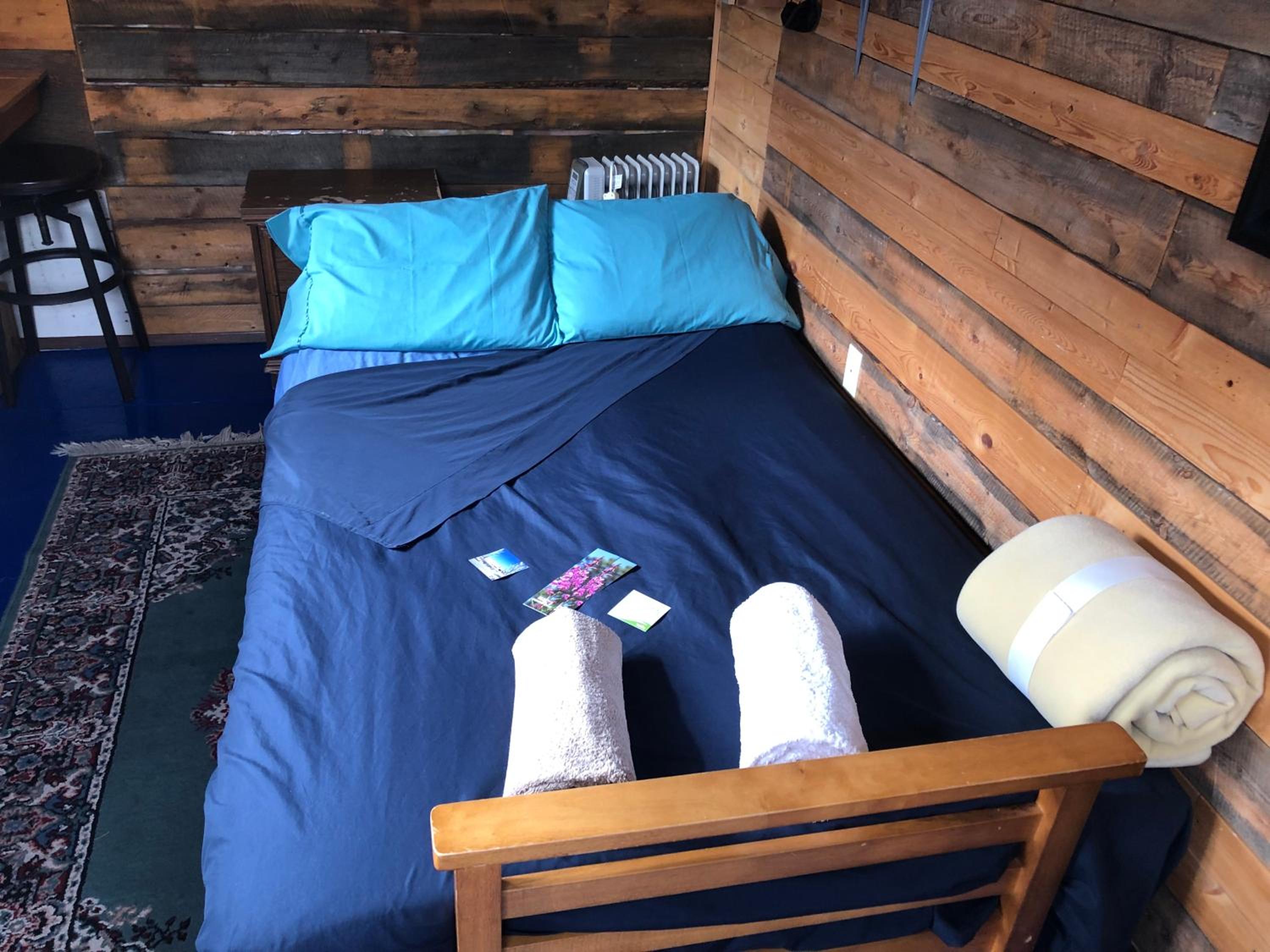 Cabine, Home Sweet Home