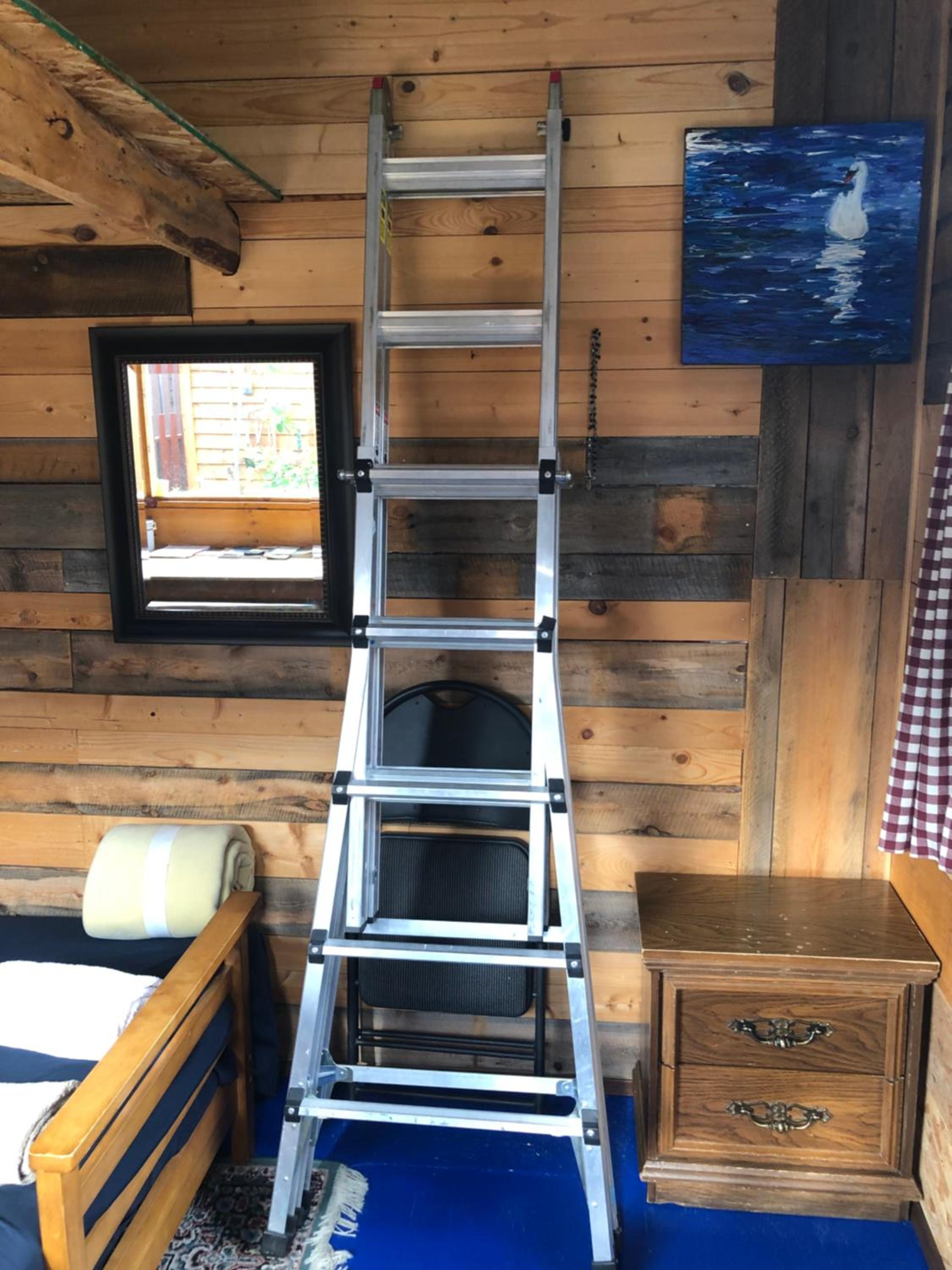 Cabine, Home Sweet Home