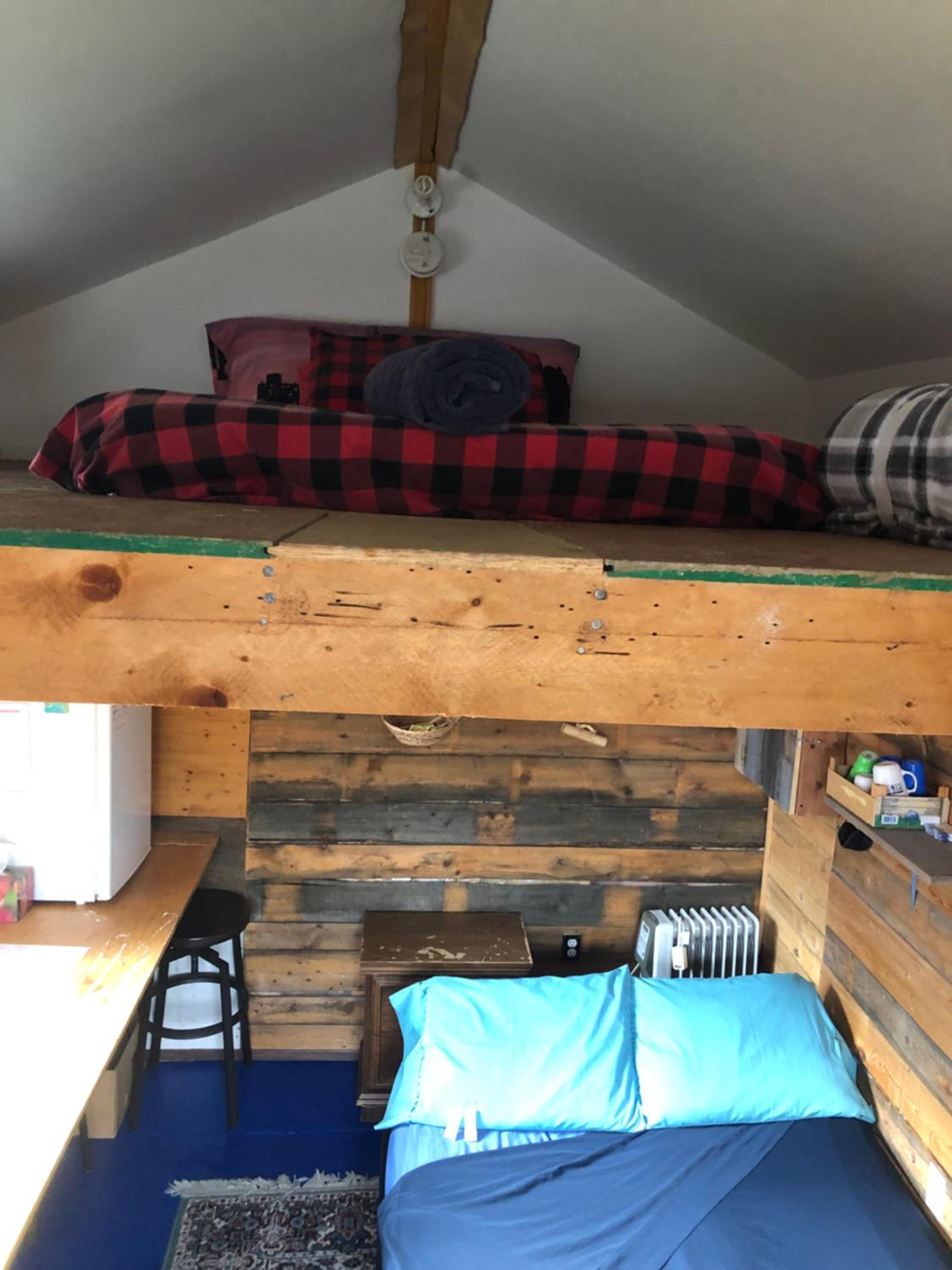 Cabine, Home Sweet Home