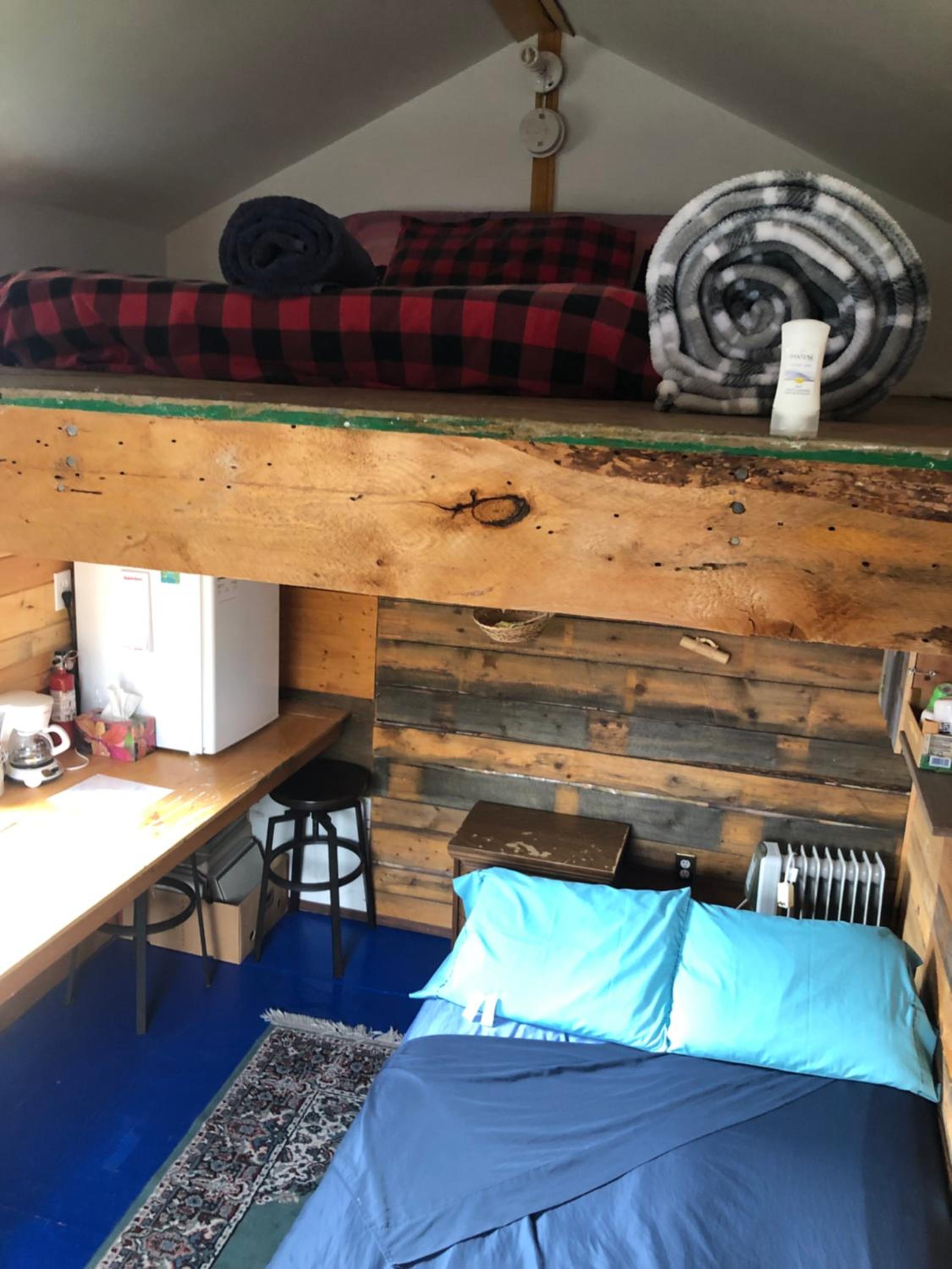 Cabine, Home Sweet Home