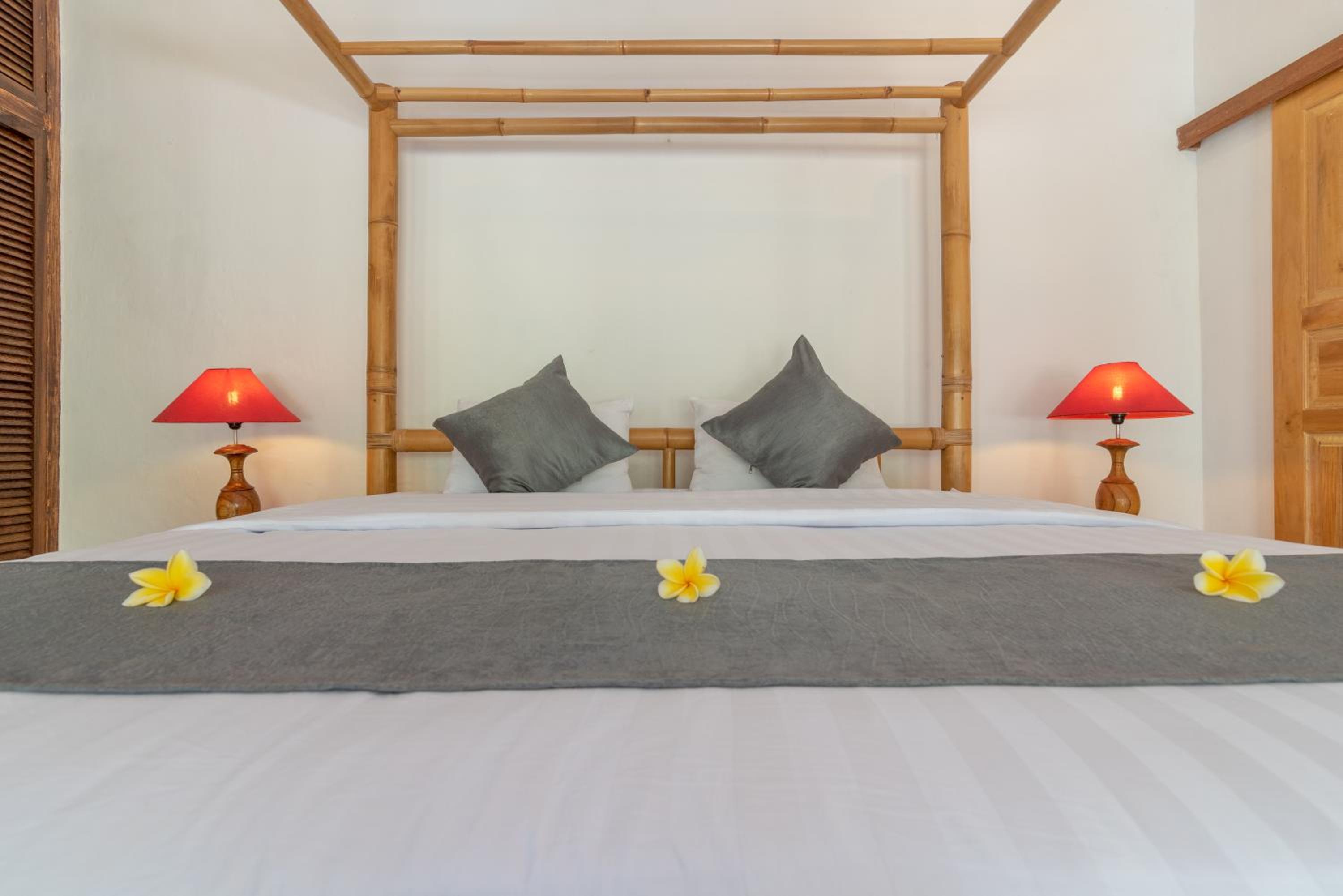 Singaraja Vacations - Villa Dinding Batu - Property Image 19