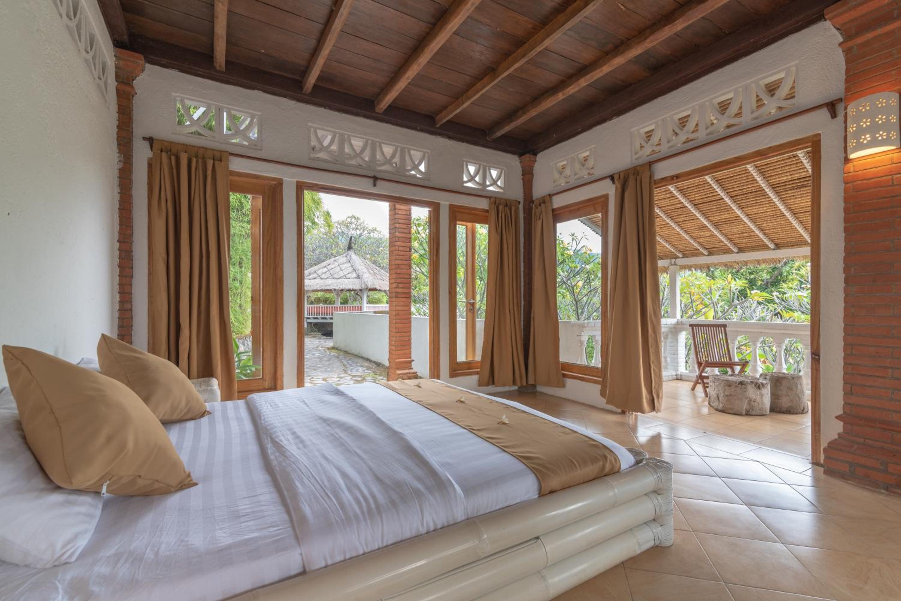 Singaraja Vacations - Villa Dinding Batu - Property Image 9