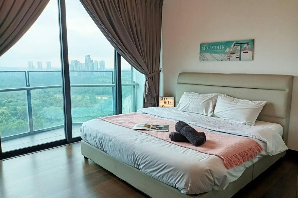 Hotel C2011 Almas Suites Netflix! 100mbps By Stay