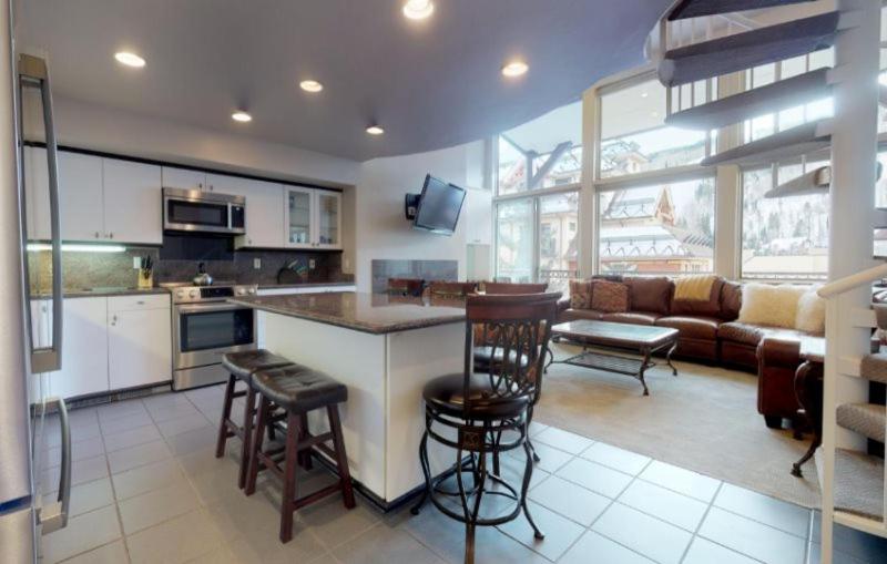 1 Bedroom Boutique Resort Condo With Hot Tub Access And Within Walking Distance To The Eagle Bahn Gondola view 3