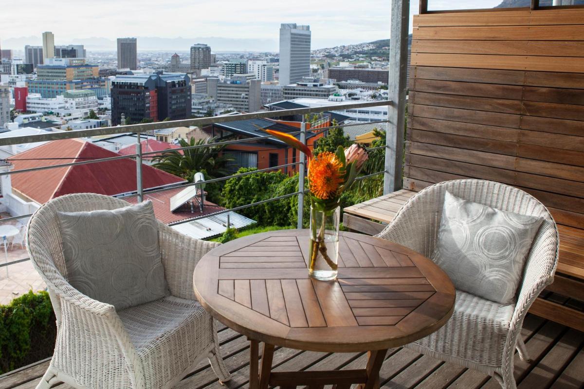 Upperbloem Guesthouse and Apartments view 2