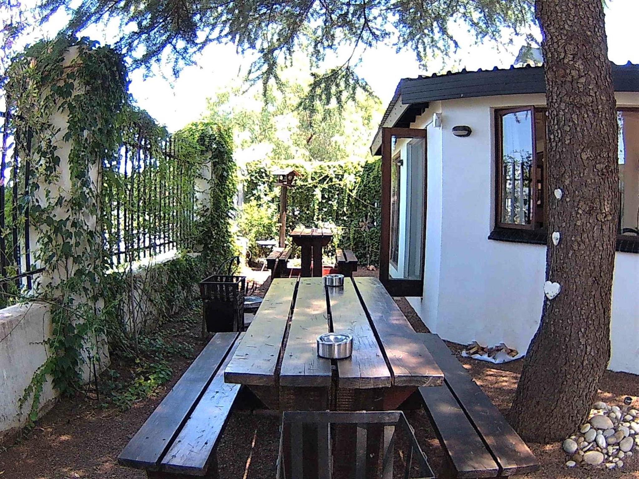 Kuru-Kuru Guesthouse view 4