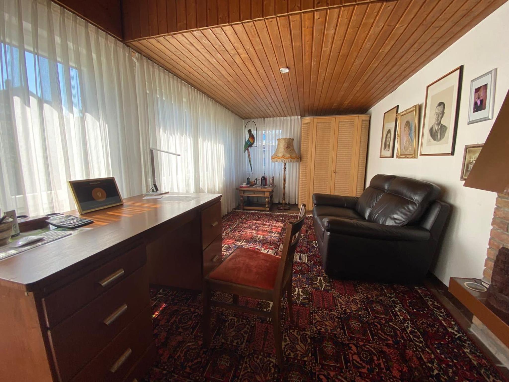 Haus Pia Executive Suites