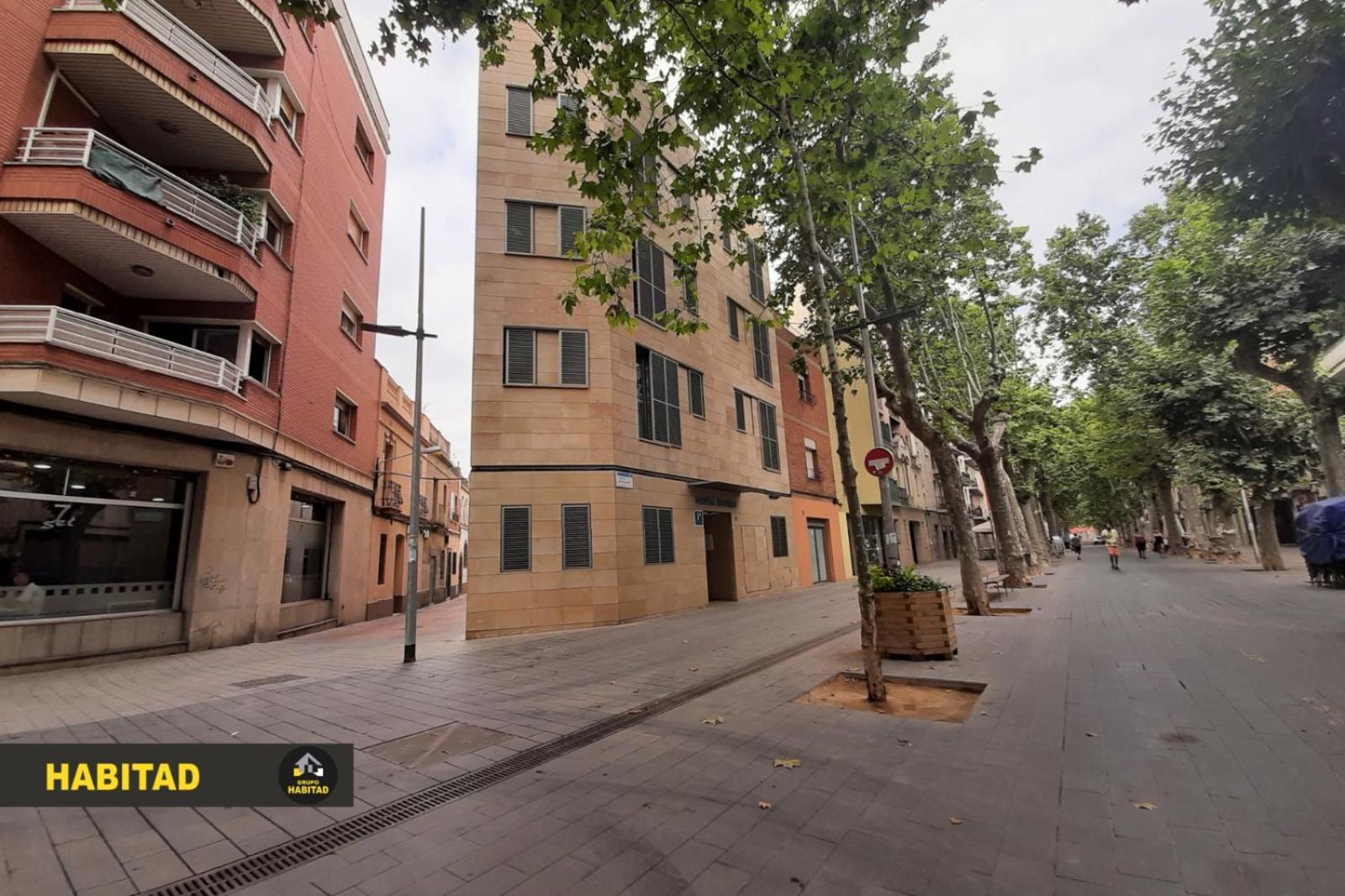 Hostal Rambla view 3