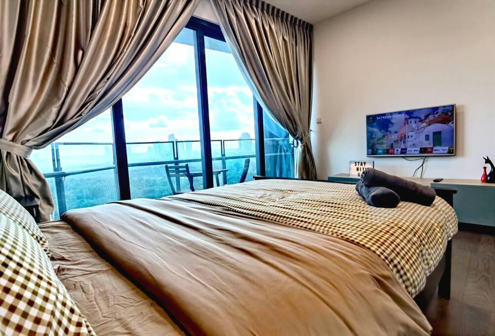 Almas Family Studio 100mbps Netflix By STAY photo 7