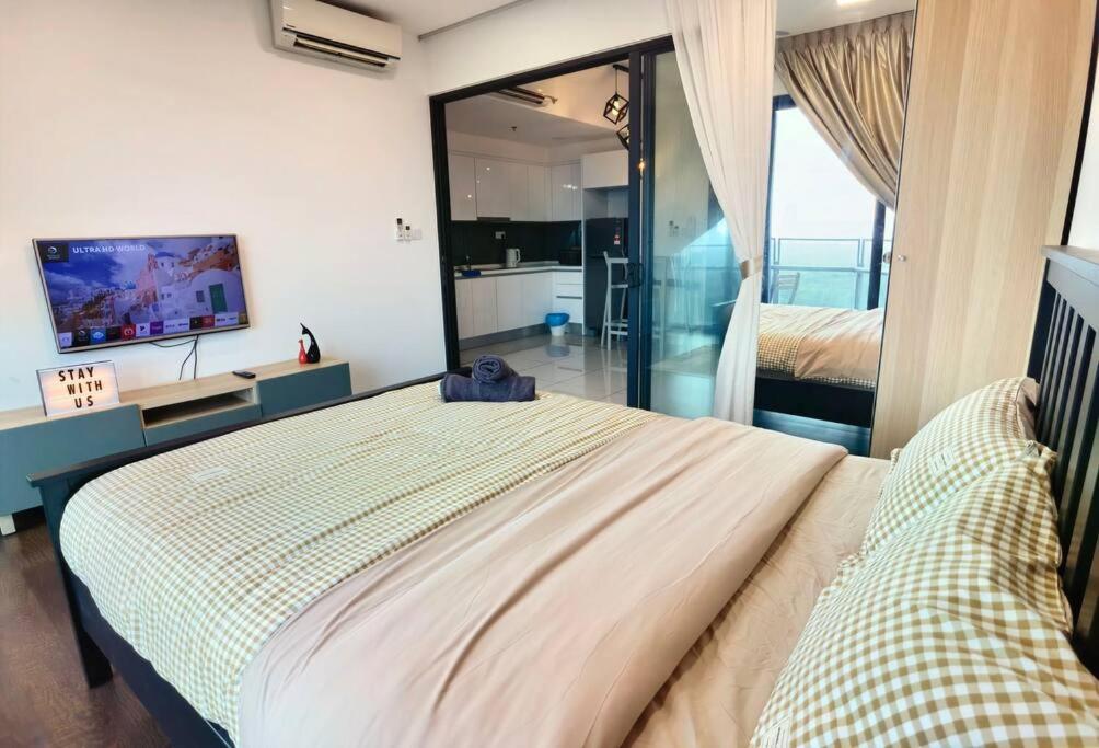 Almas Family Studio 100mbps Netflix By STAY photo 3