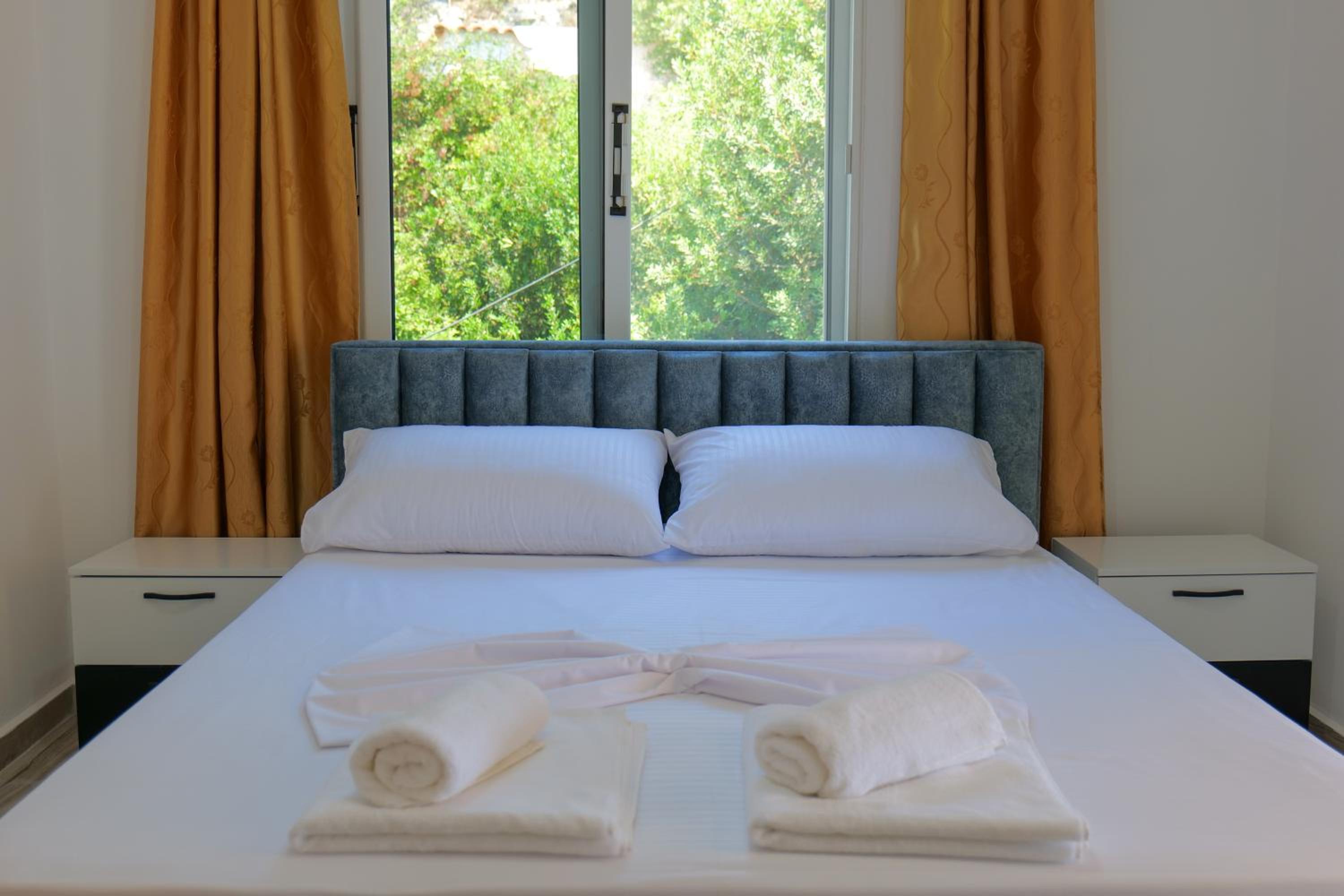 Mojsi Apartments