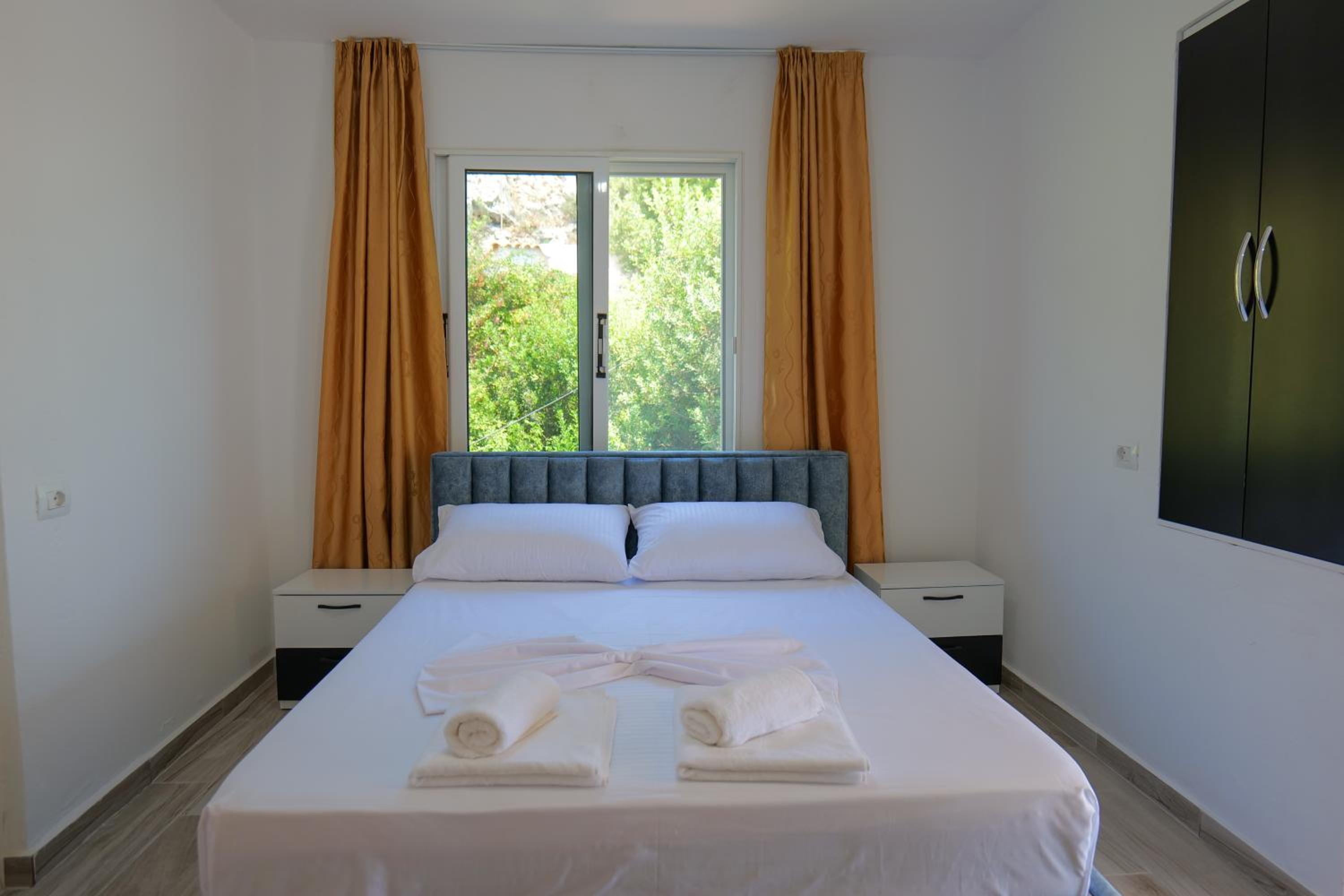 Mojsi Apartments