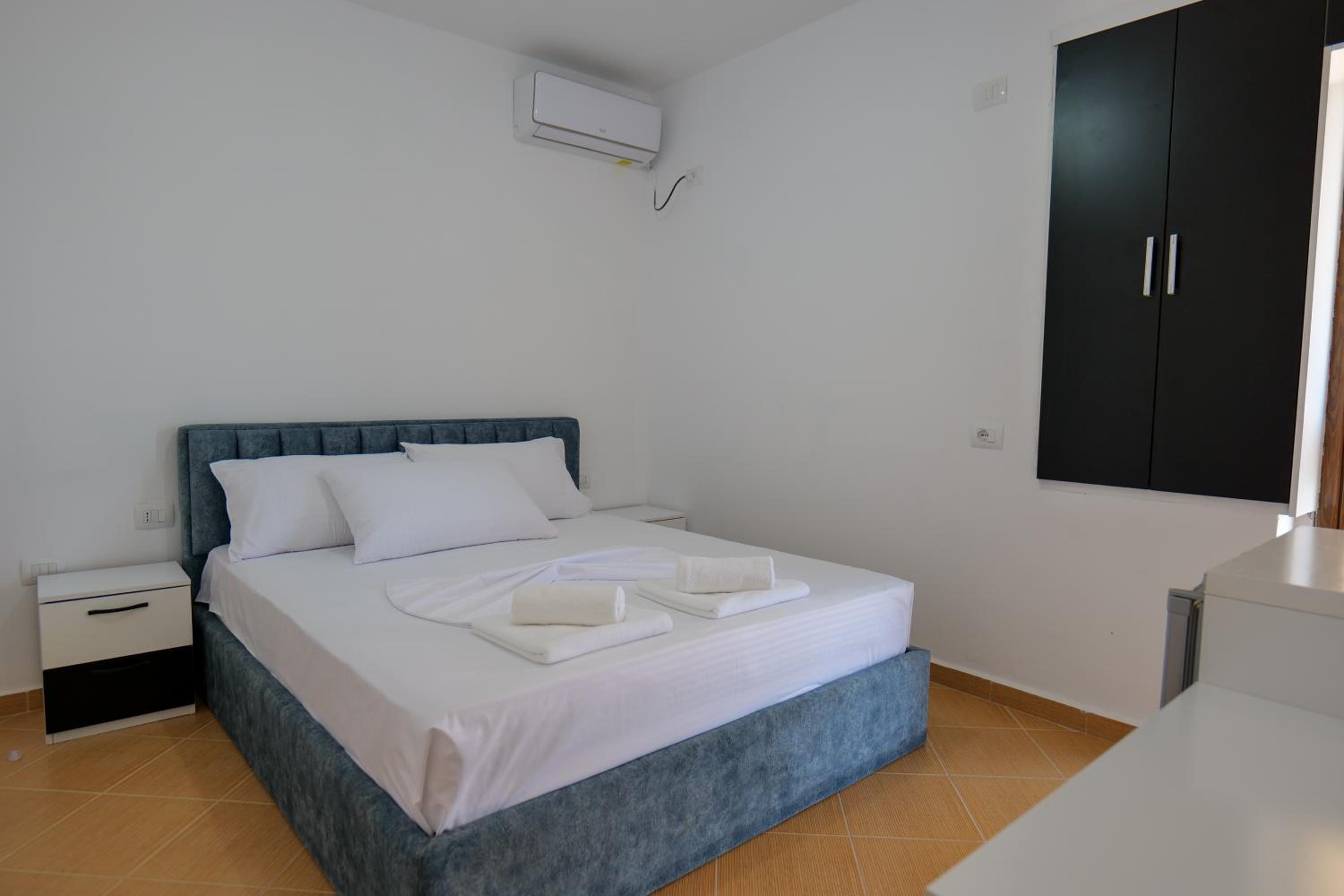 Mojsi Apartments