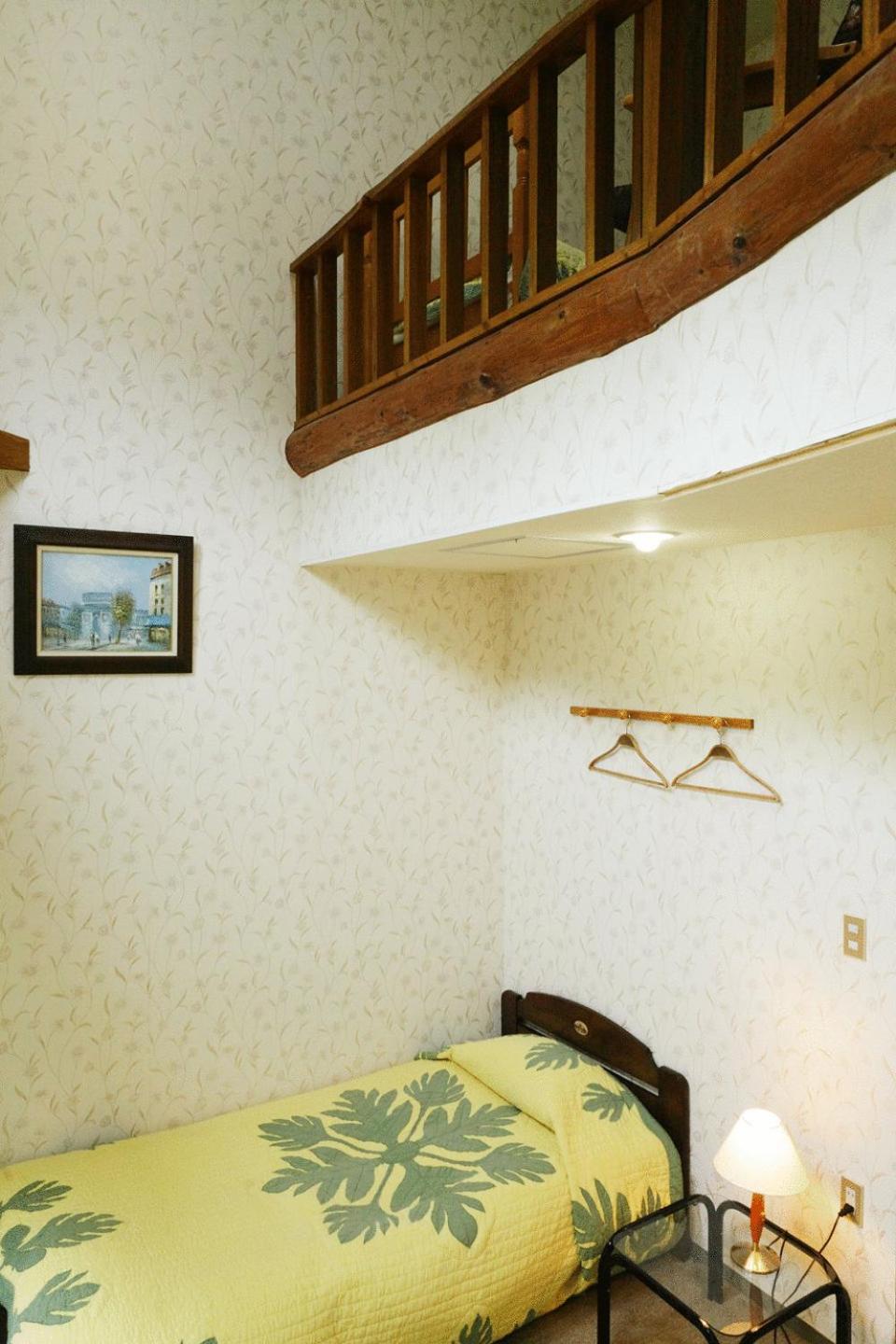 Pension Fryingpan
